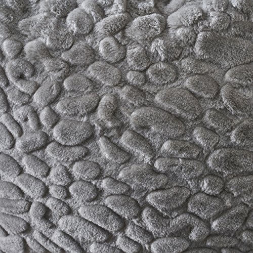 Christopher Knight Home Laraine Furry Glam Grey Pebble Pattern Faux Fur 3 Ft. Bean Bag #TOP2
