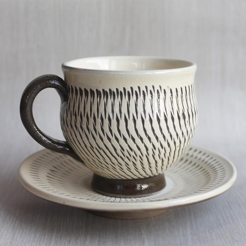 Amazon.co.jp: 小鹿田焼 コーヒー カップ＆ソーサー(1客) コーヒー