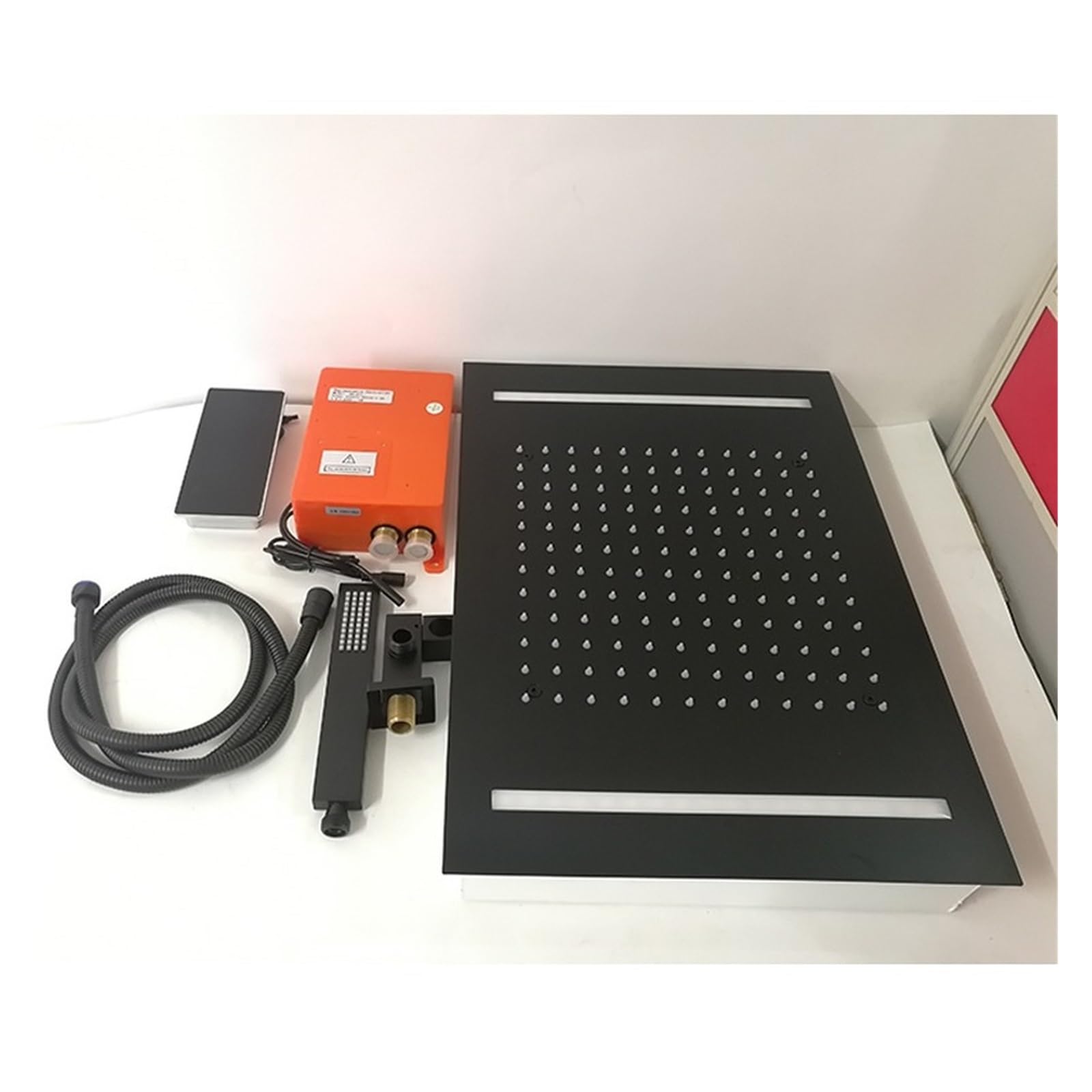 Set Doccia a soffitto Sistemi Doccia Intelligenti Neri con Pannello di Controllo Touch Digitale termostato, soffione a Pioggia LED 500 * 360MM Bagno(Shower Head Set)
