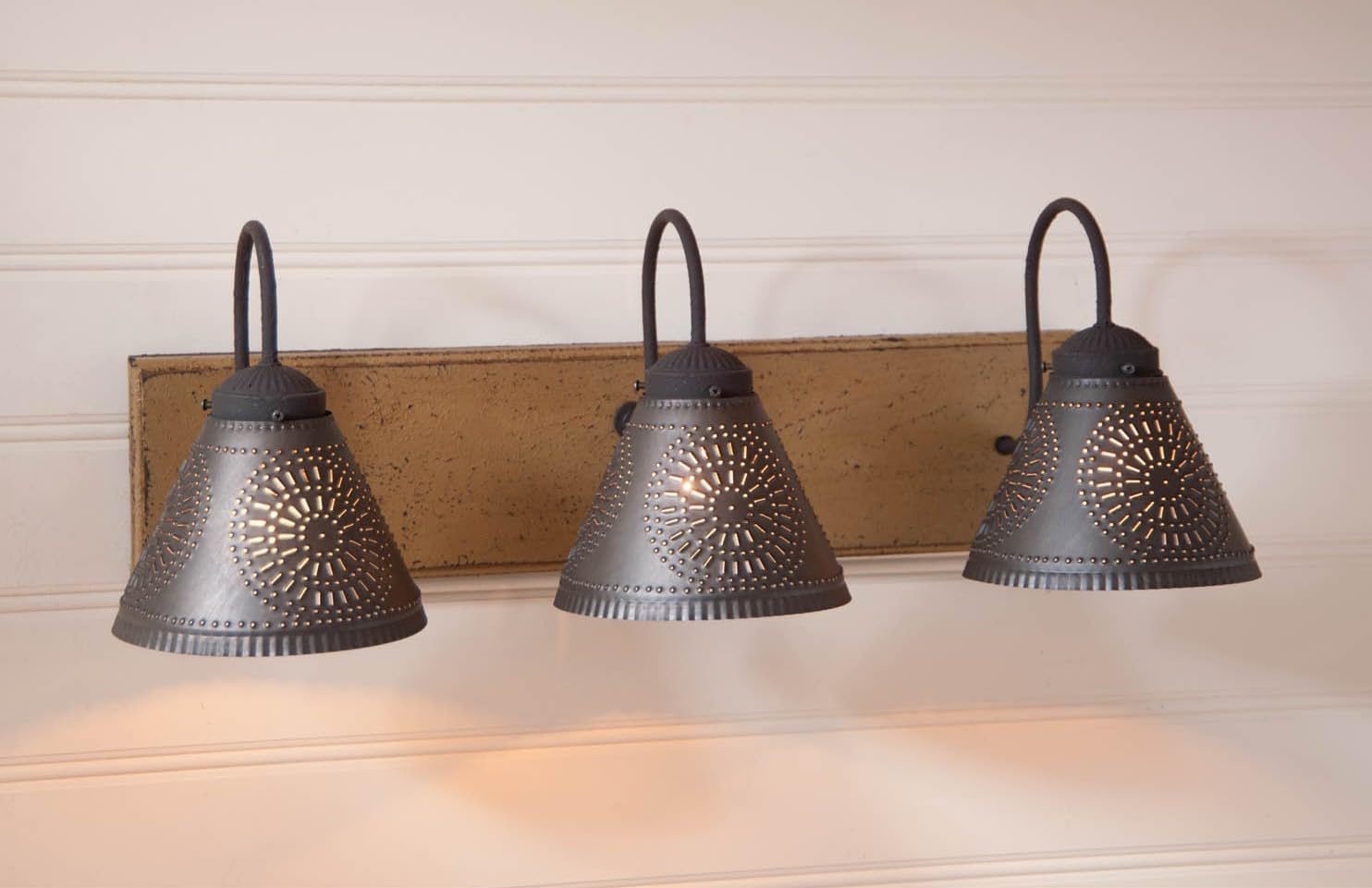 Irvins Country Tinware 3 Light Crestwood Bathroom Vanity Light in Pearwood 26 Inches