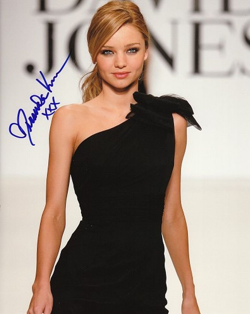 Amazon.co.jp: ◇直筆サイン ◇ミランダ カー ◇Miranda Kerr 