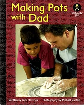 Paperback Making Pots with Dad Book