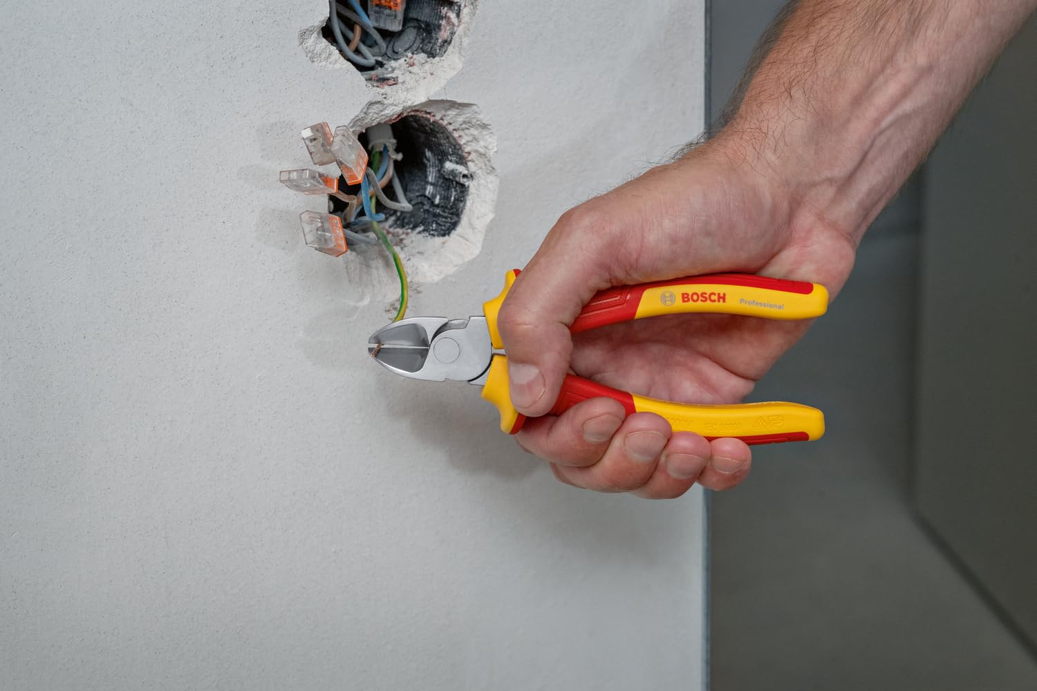 Bosch Professional Pince coupante diagonale VDE – 160 mm