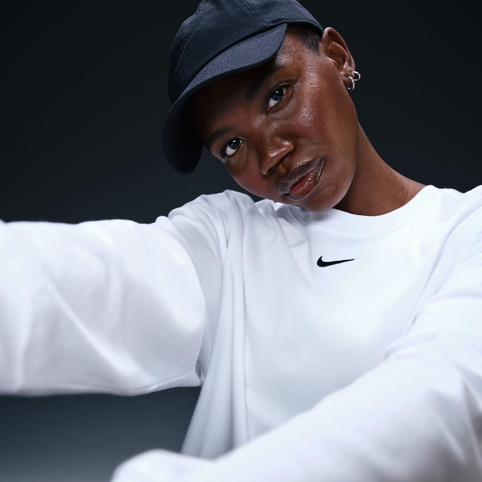 Nike T-Shirt Oversize A Manica Lunga Nike Sportswear Essential – Donna Sweatshirt Donna