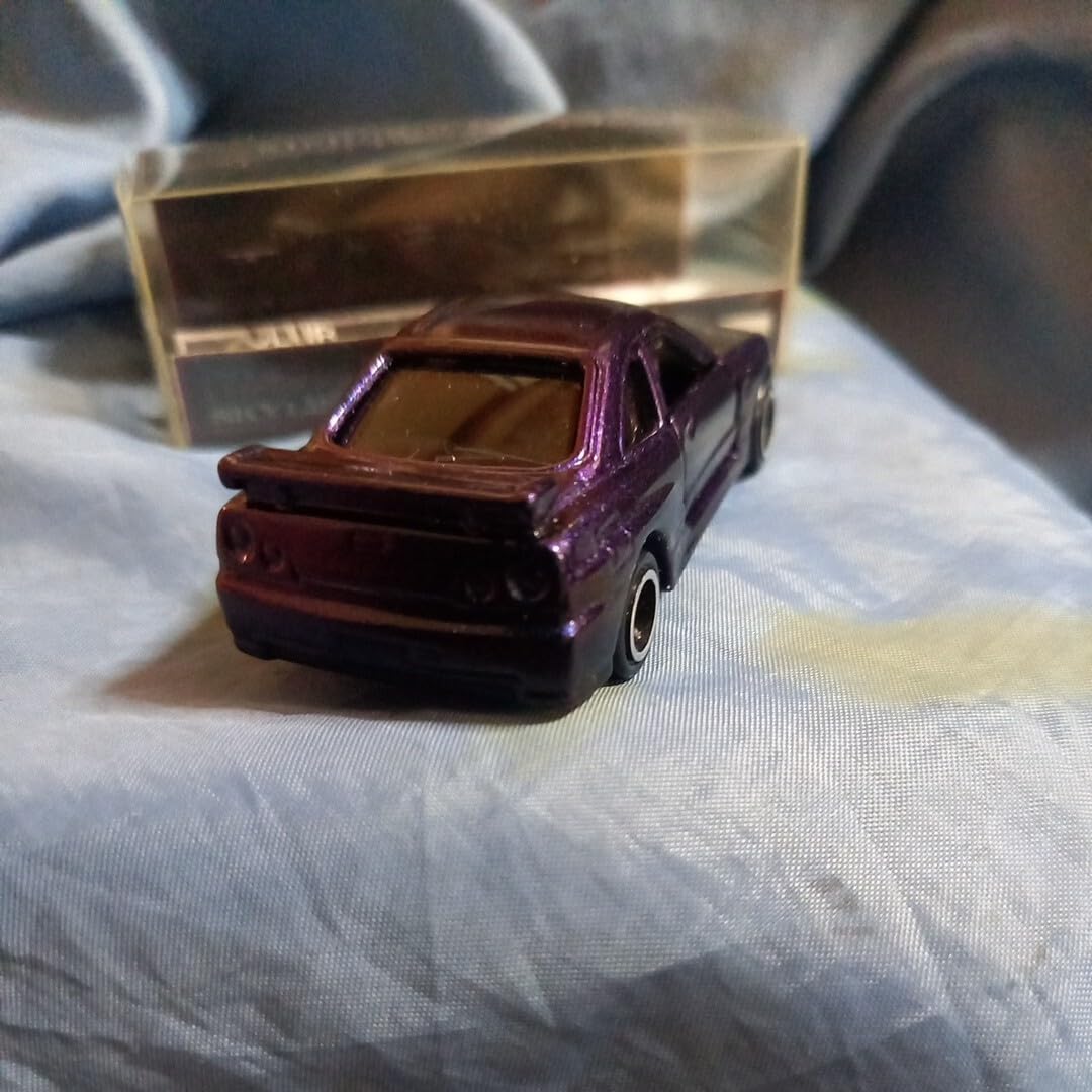 Amazon.co.jp: トミカ スカイライン GTR BNR-34 EX スカイライン