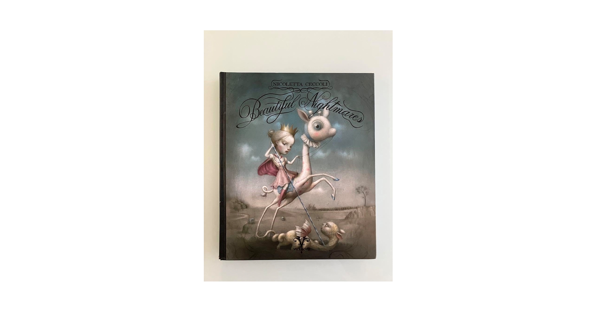 Amazon.co.jp: 洋書 Nicoletta Ceccoli ニコレッタチェッコリ