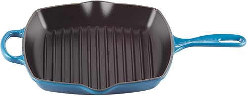Le Creuset Sartén cuadrada Signature de hierro fundido esmaltado, 10.25 pulgadas, Marsella Marseille,Cerise,Caribe,Llama,Ostra,Índigo