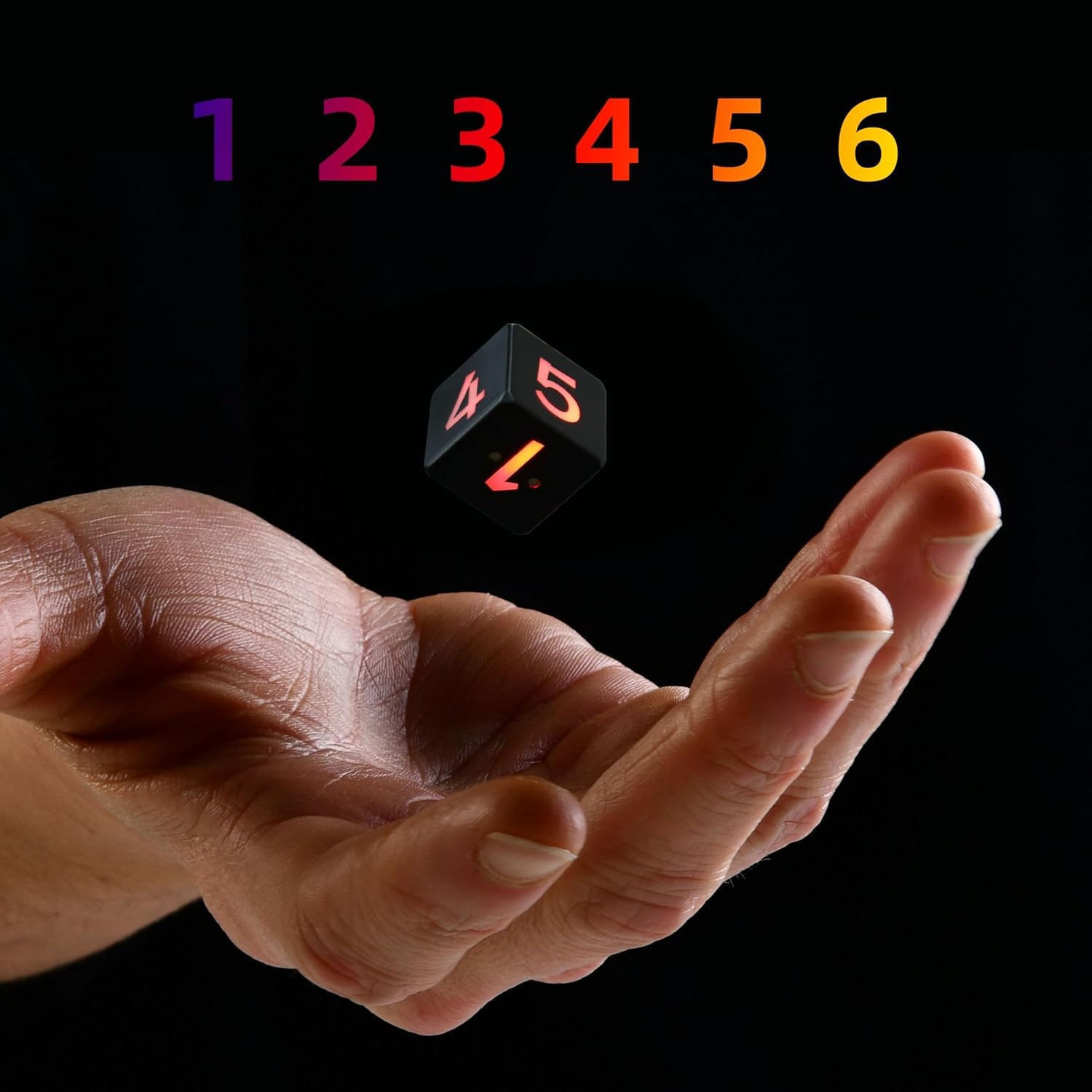 Paquete de 2 dados de números, dados iluminados, chip de sensor de vibración integrado, la vibración brillará. Una hora de carga se puede utilizar 1000 veces.