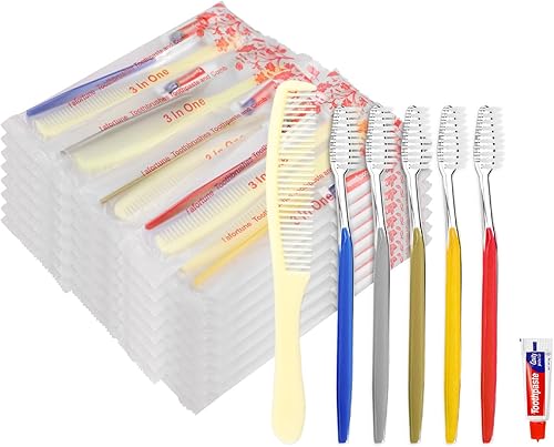 Paquete de 50 cepillos de dientes desechables con pasta de dientes y peine para personas sin hogar envueltos individualmente, adecuados para hotel,