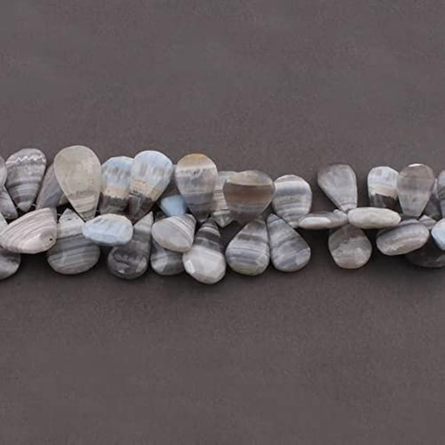Boulder Opal Faceted Briolettes de opale naturelle facettée pour reflets lumineux intenses