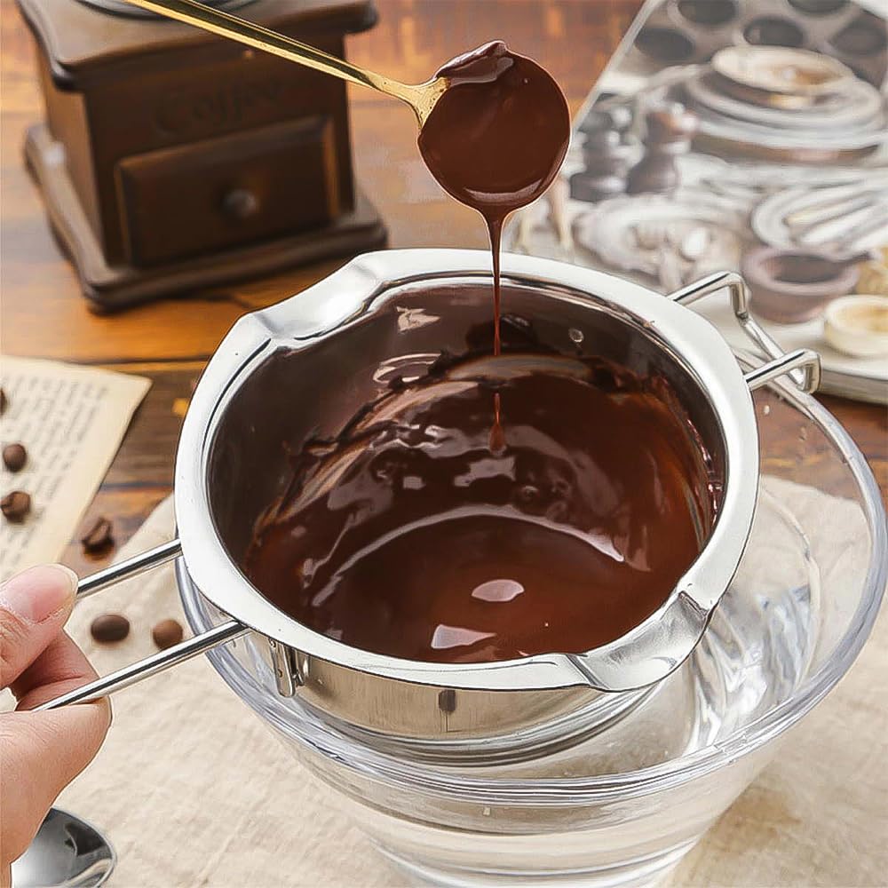 2 Pezzi Bagnomaria in Acciaio Inox con 1 Raschietto Silicone, 2 Contenitore con Coperchio Cioccolato Ciotola di Fusione per Cioccolato, Zucchero, Burro, Formaggio, Caramello(480ml+600ml)