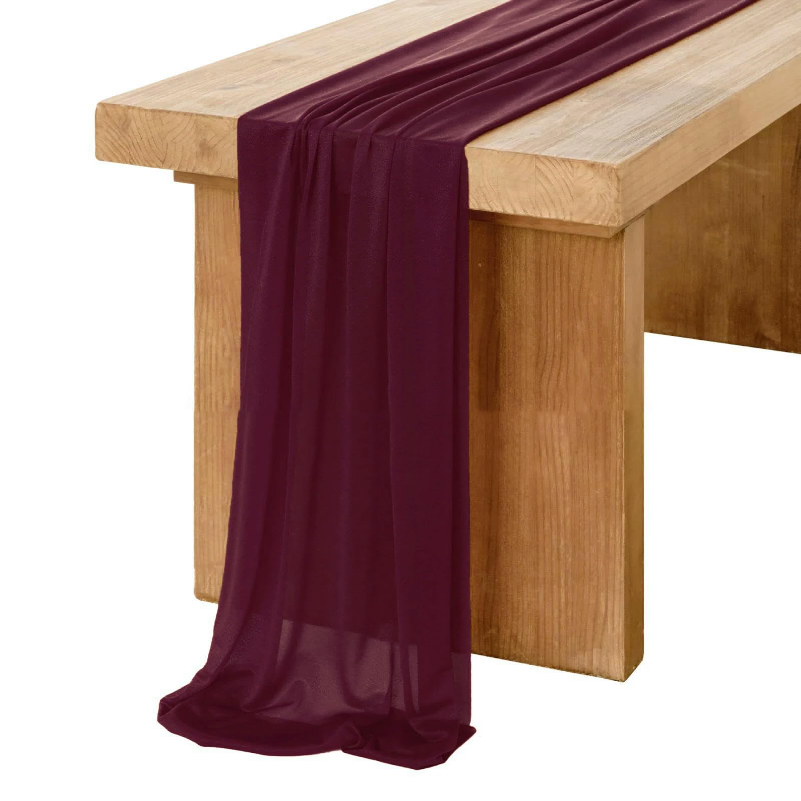 Chemin de table en mousseline rose pour une deco de table de mariage chic