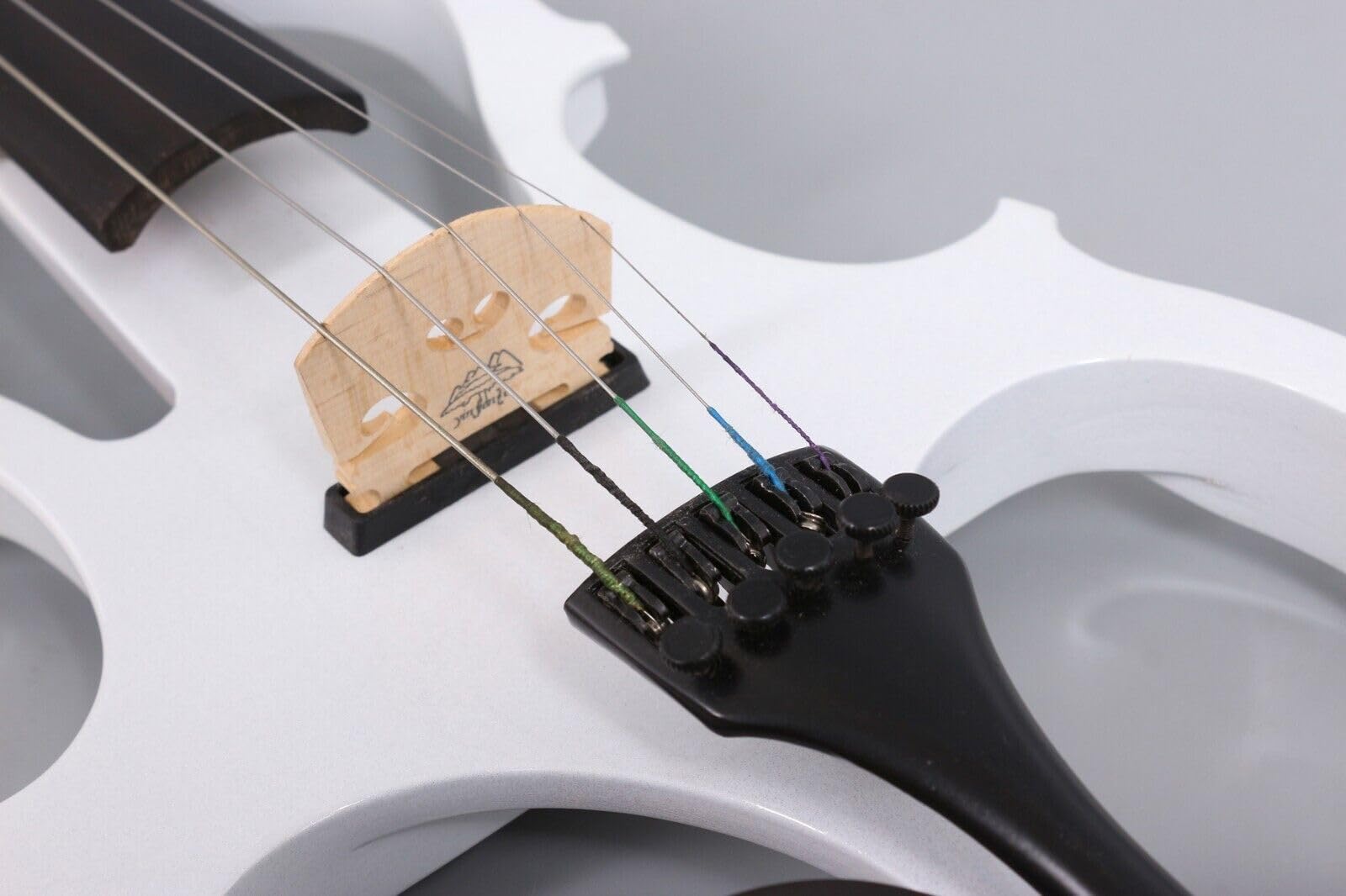 Violín eléctrico de tamaño Completo, Cuerpo de Madera Maciza, herrajes de ébano, silencioso, con Estuche, Arco y Cable, para Principiantes, Estudiantes y Adultos, Estilo EV5 (Azul) (Blanco,