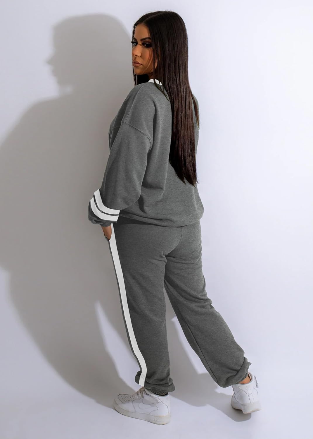 Nimsruc ツーピースアウトフィット 女性用 スウェットスーツセット カジュアル 長袖 プルオーバー ポケット ジョギングスーツ