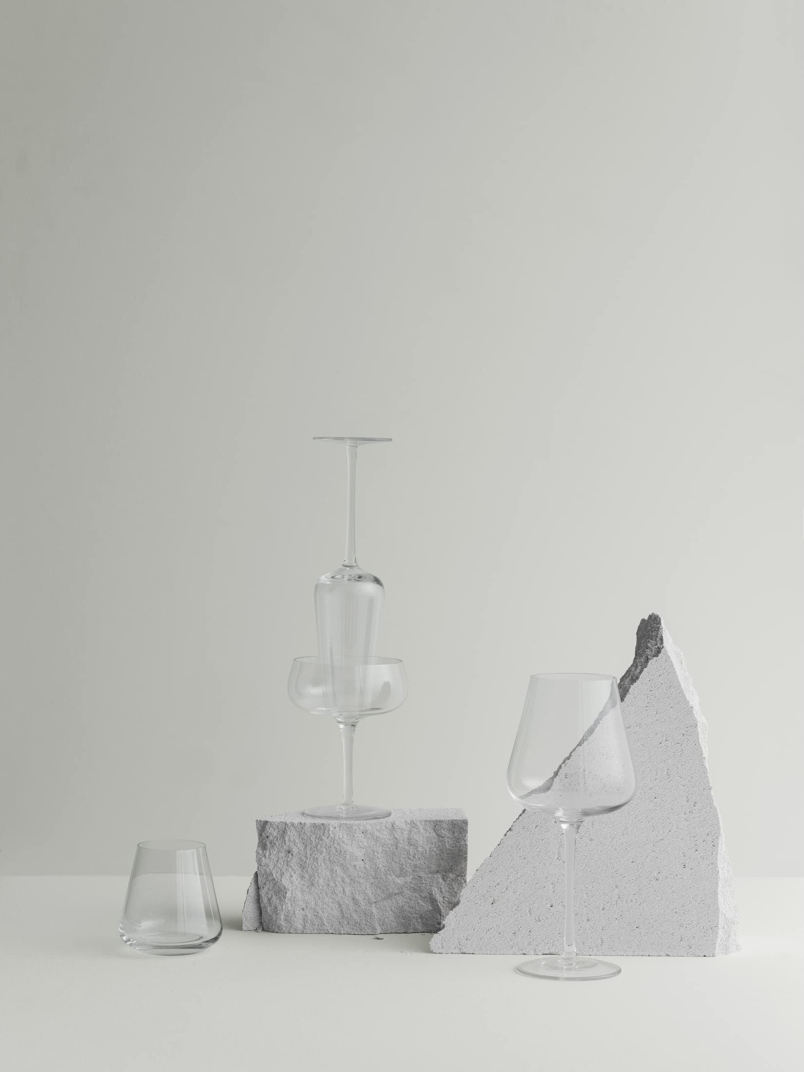 blomus Trinkgläser -BELO- | 4er Set Wassergläser 280 ml | Farbe Clear | Mundgeblasenes Glas | Moderne Trinkgläser für Wasser, Saft & Softdrinks | Klar & zeitlos