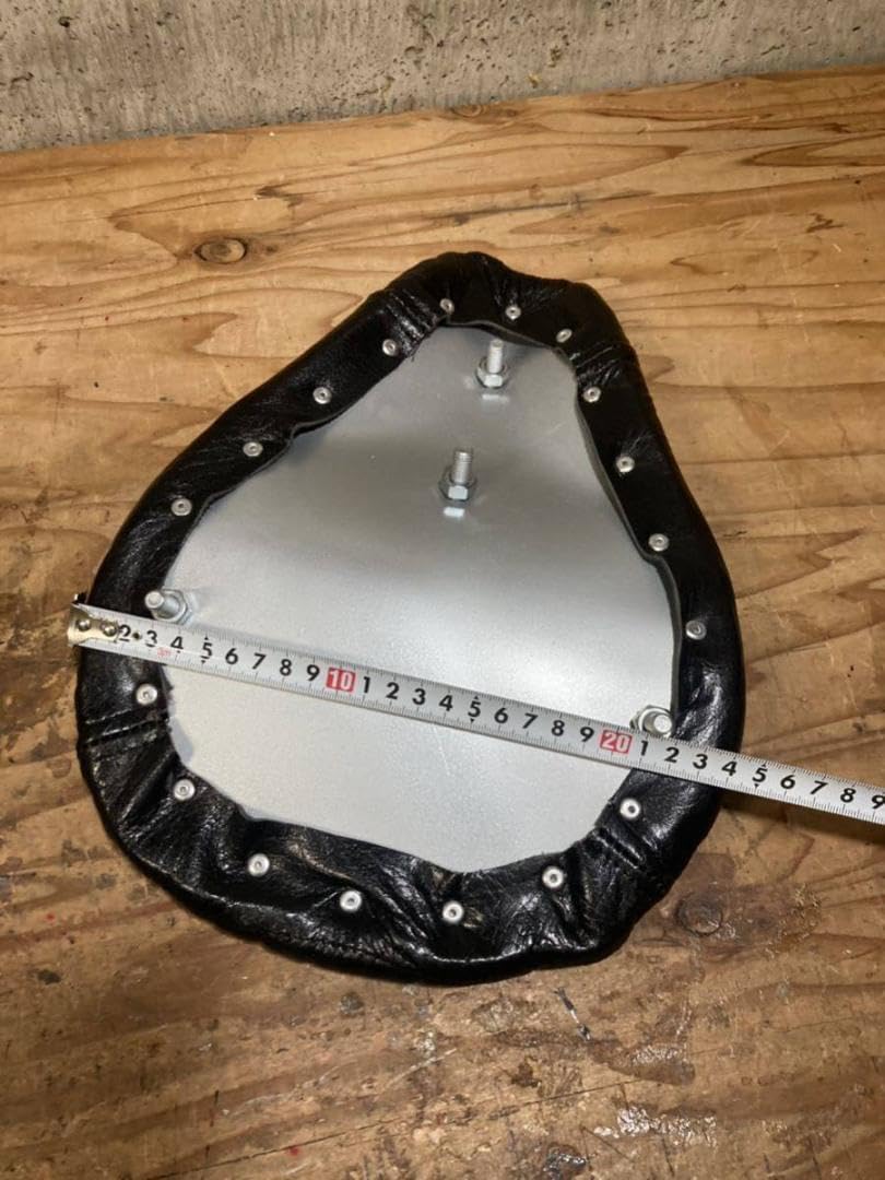 1 ピリオンパッド ピリオンシート ソロシート ハーレー チョッパー