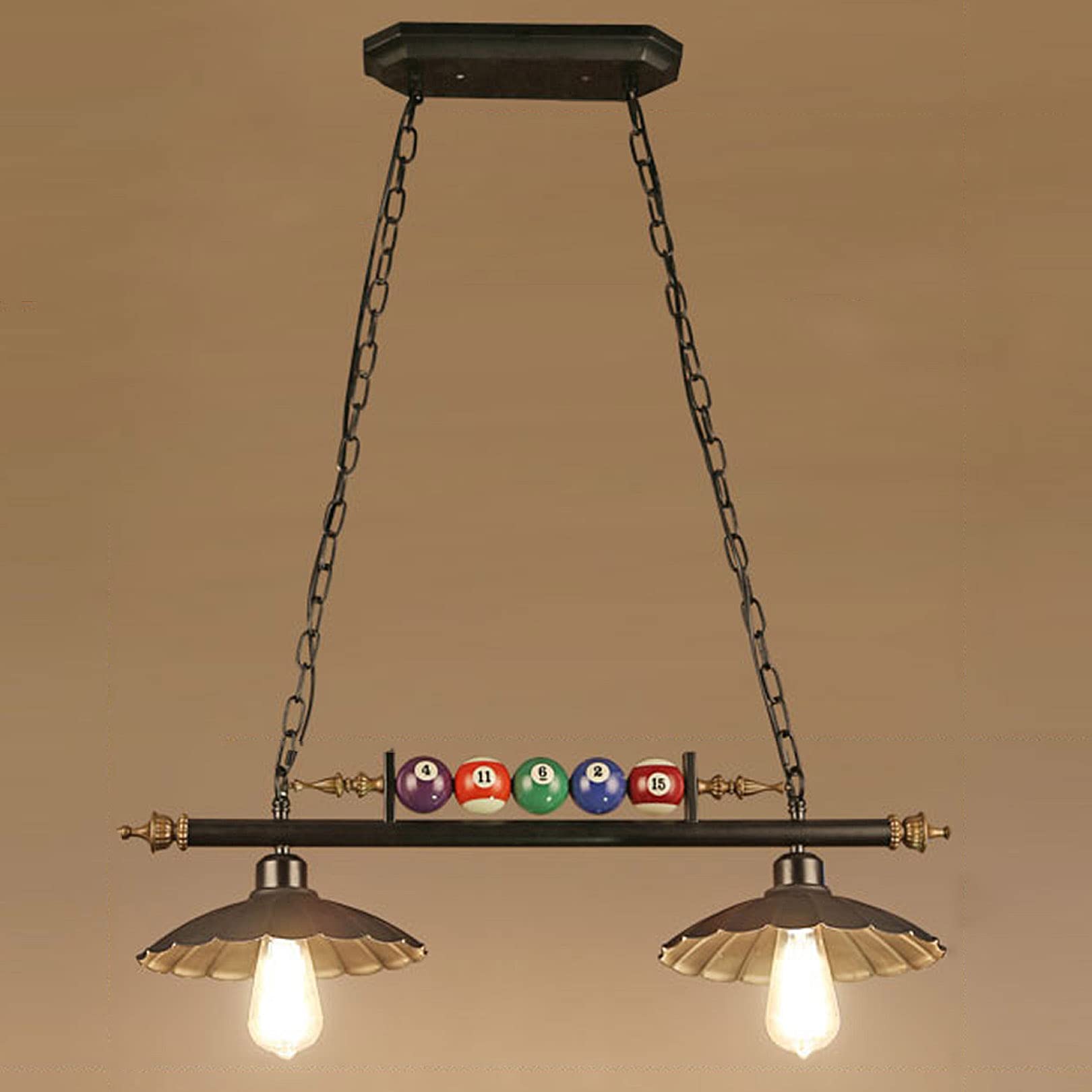 Lustre billard noir style ferme rétro pour illuminer votre bar chic