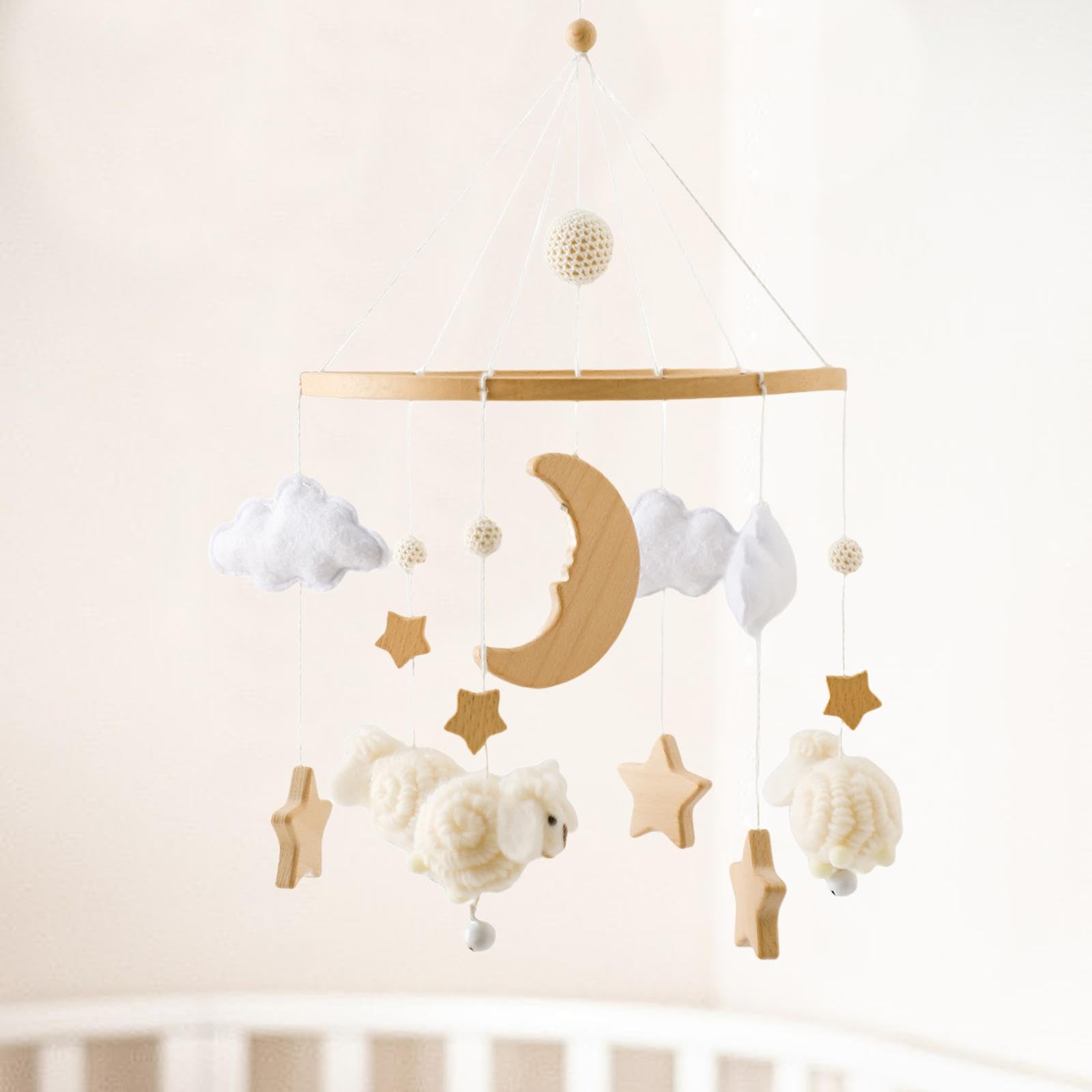 Mobile für Kinderbett mit Filzigen Hängenden Dekorationen Hölzerne Spieluhr mit Plüschpendel Und Windspiel Originelle Krippenmobile Zum Aufhängen, Beige