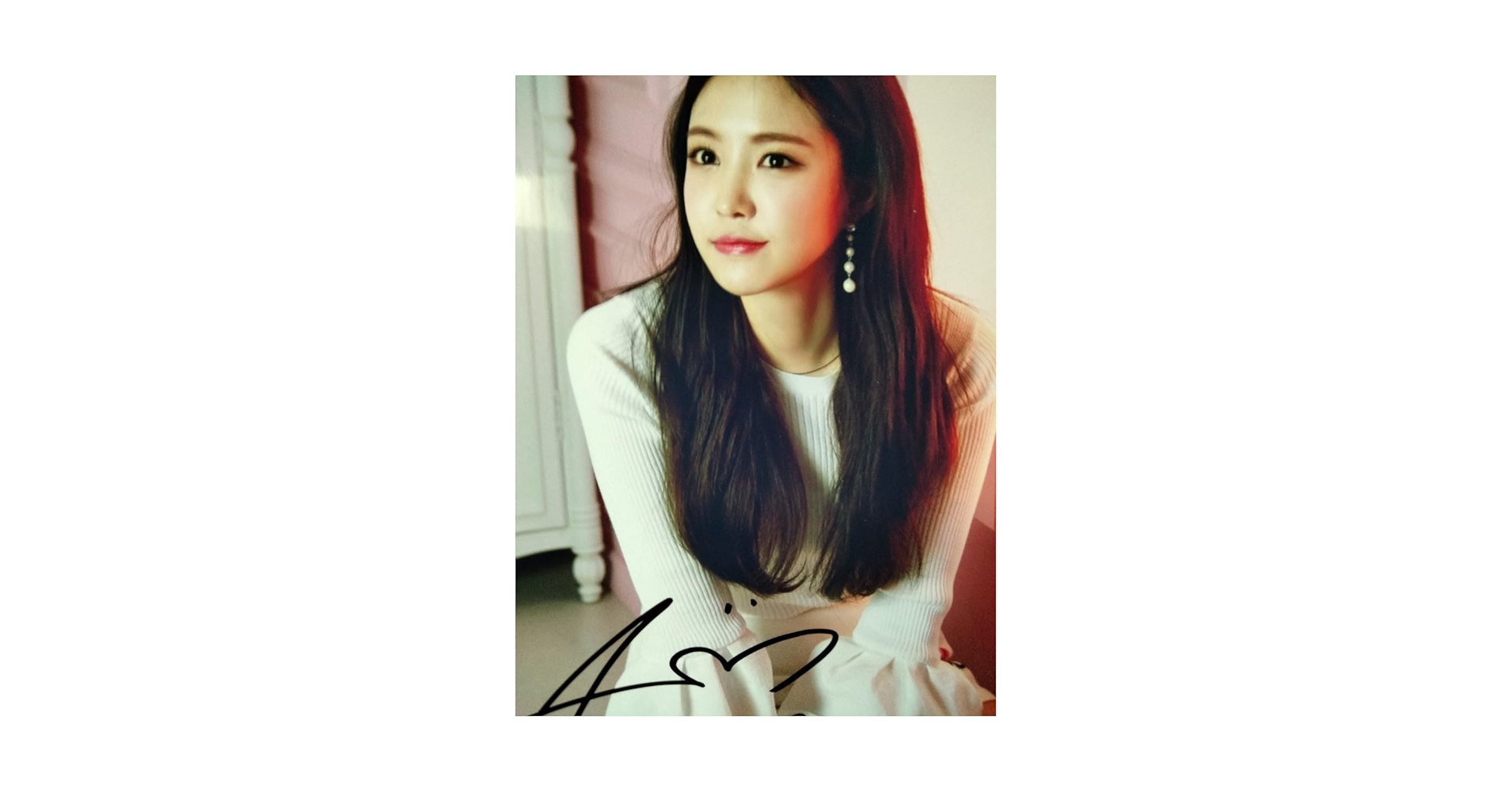 Amazon.co.jp: Apink…ソン・ナウン直筆サイン入り超 特大写真