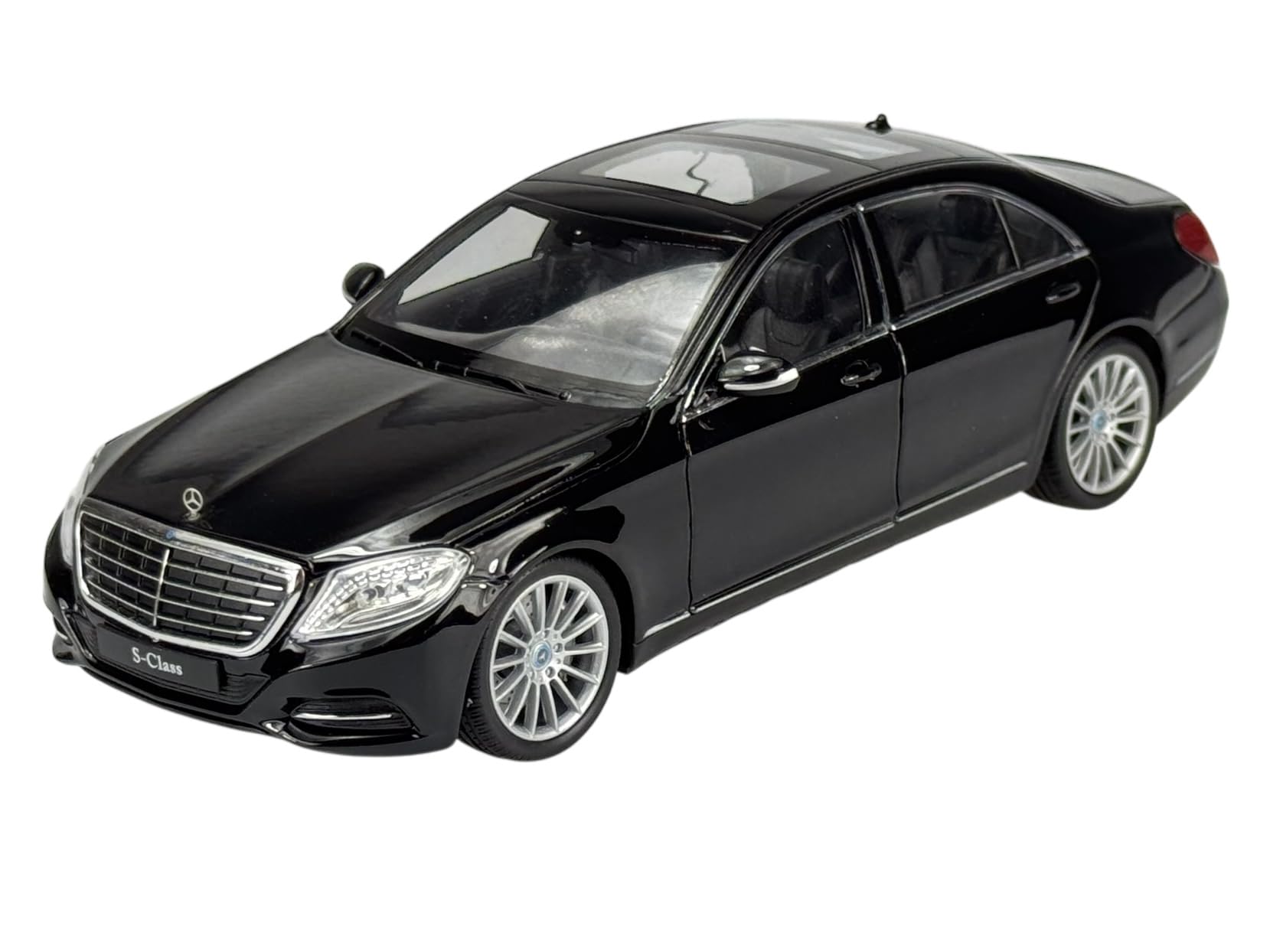 Welly Mercedes-Benz S-Class W222 Black Saloon from 2013 1/24 Metal Model Car Die Cast New in Box