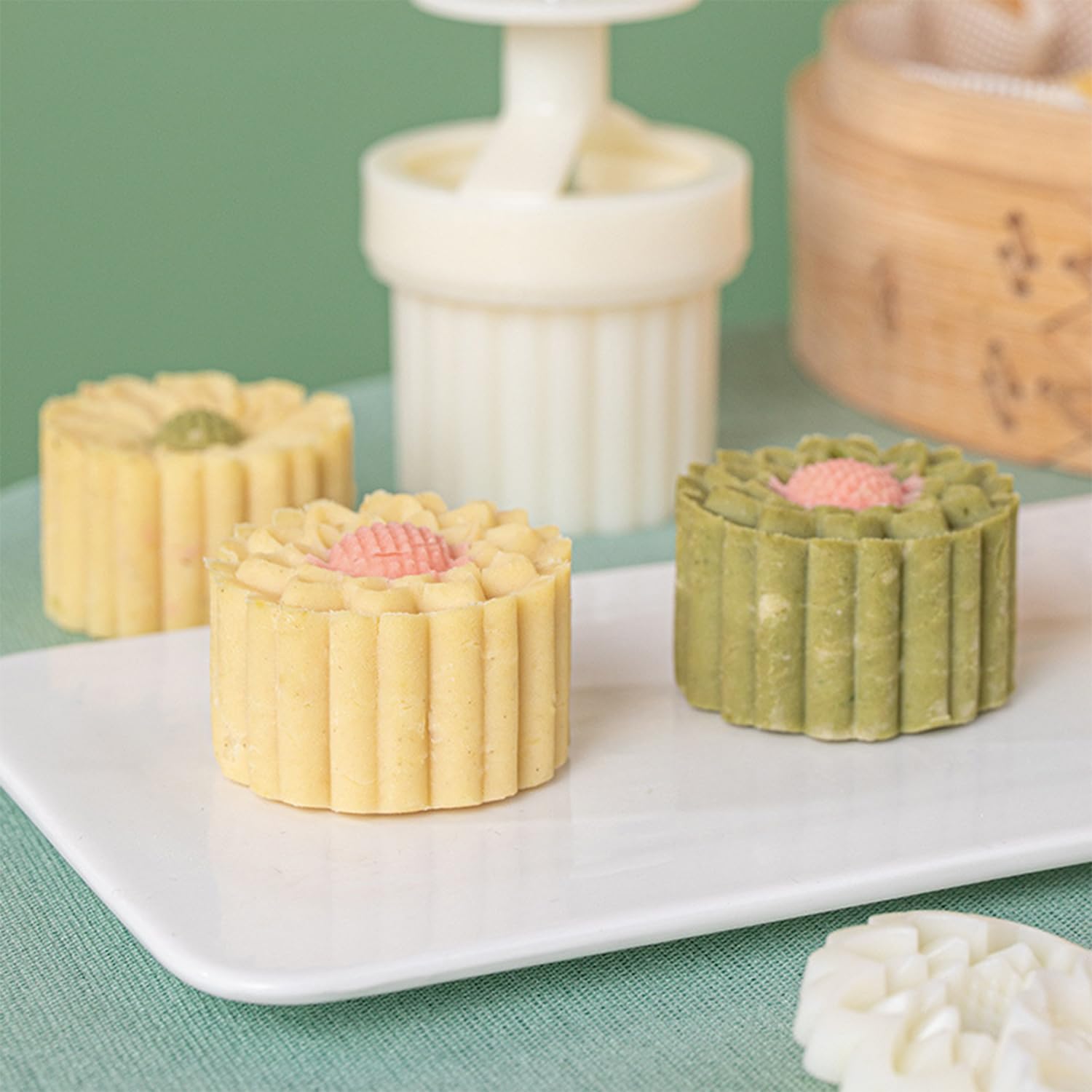 Moules à Gâteau De Lune Fleur - Kit Presse à Biscuits Avec 4 Tampons Motifs, Idéal Pour Mooncake Et Pâtisserie