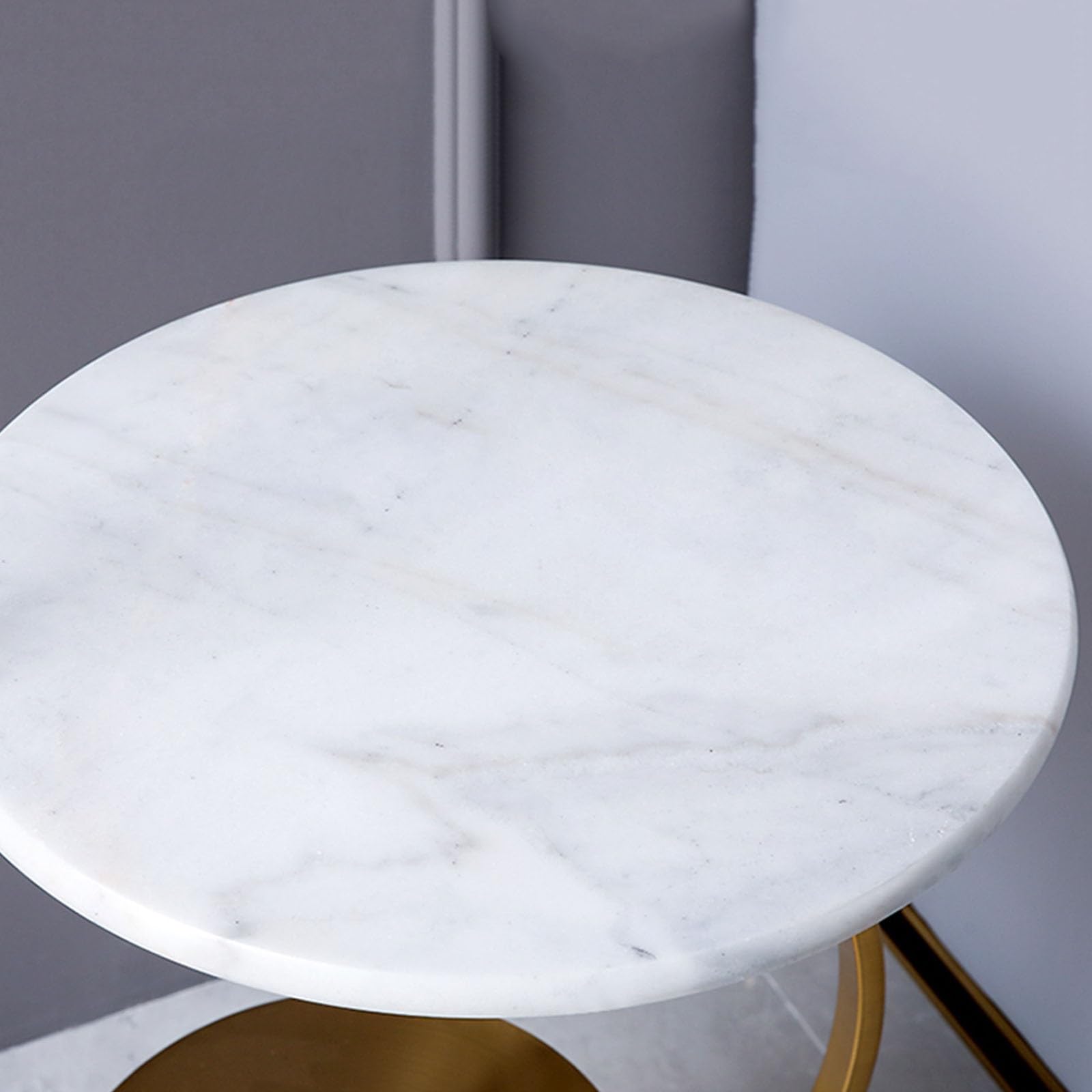 Alta Lampada da terra moderna ed elegante con vassoio for il bar dell'ufficio