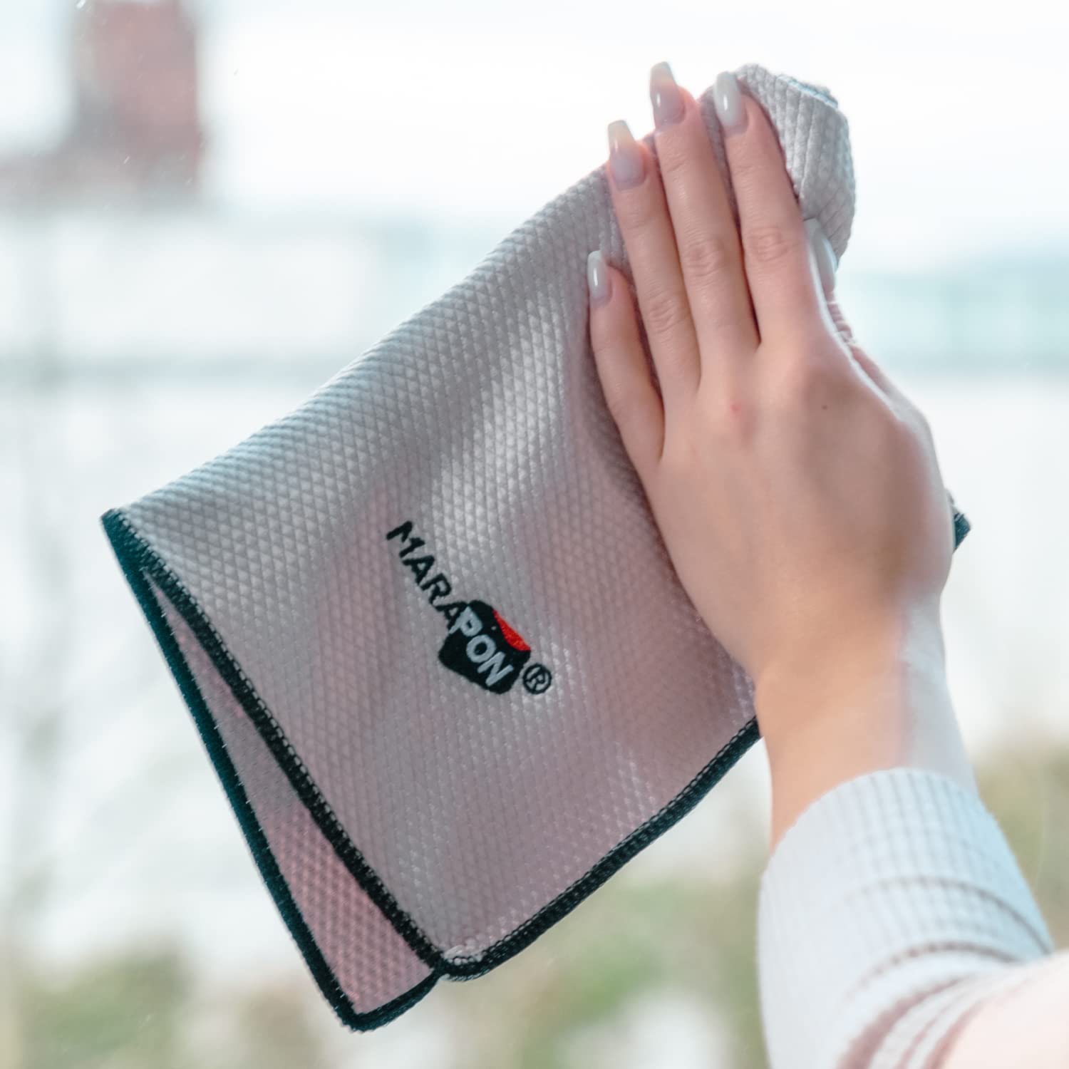 MARAPON® Microfibre Cloth Set for Windows (2, 35 x 35 cm)[Amazon-developed Certification] Compact by Design