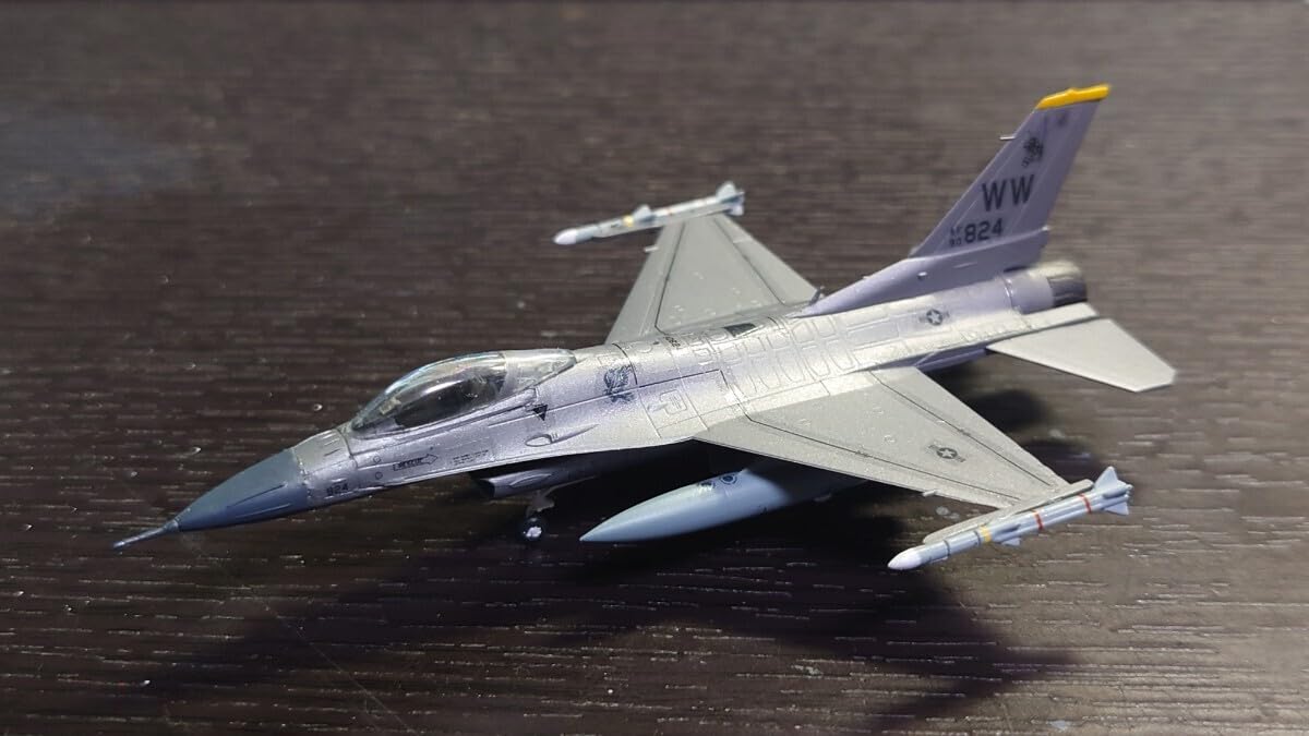 Amazon.co.jp: 1/144 F-16C ハブグラス塗装 アメリカ空軍第35