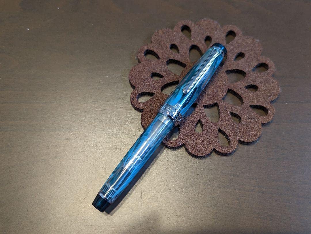 は*げ様 美品 セーラー万年筆 限定生産 ヴェイリオ ブルーグリーン M 中字 美品 セーラー万年筆 限定生産 ヴェイリオ ブルーグリーン M 中字