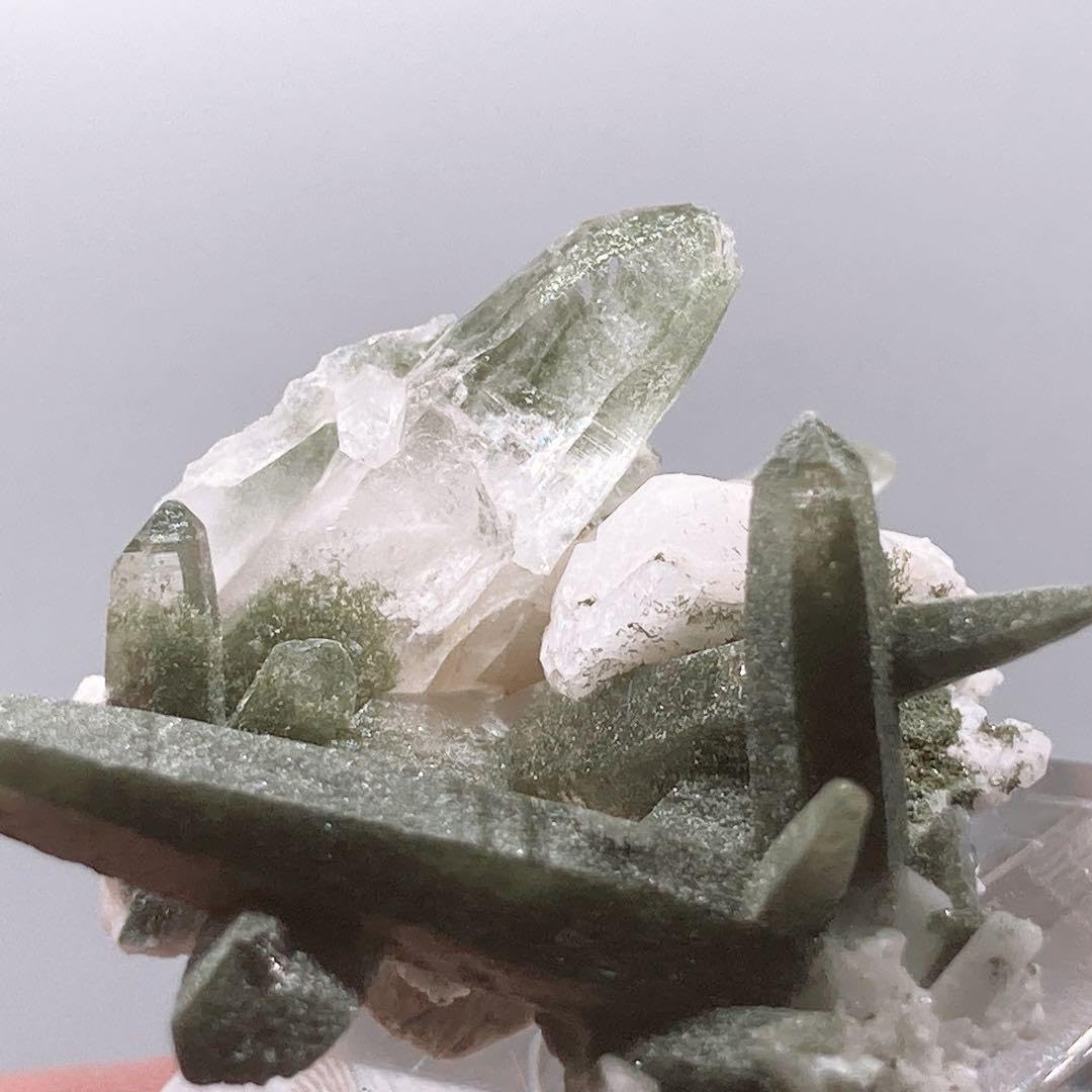 ヒマラヤ産 クローライト 原石 クラスター 鉱物 標本 原石 インテリア