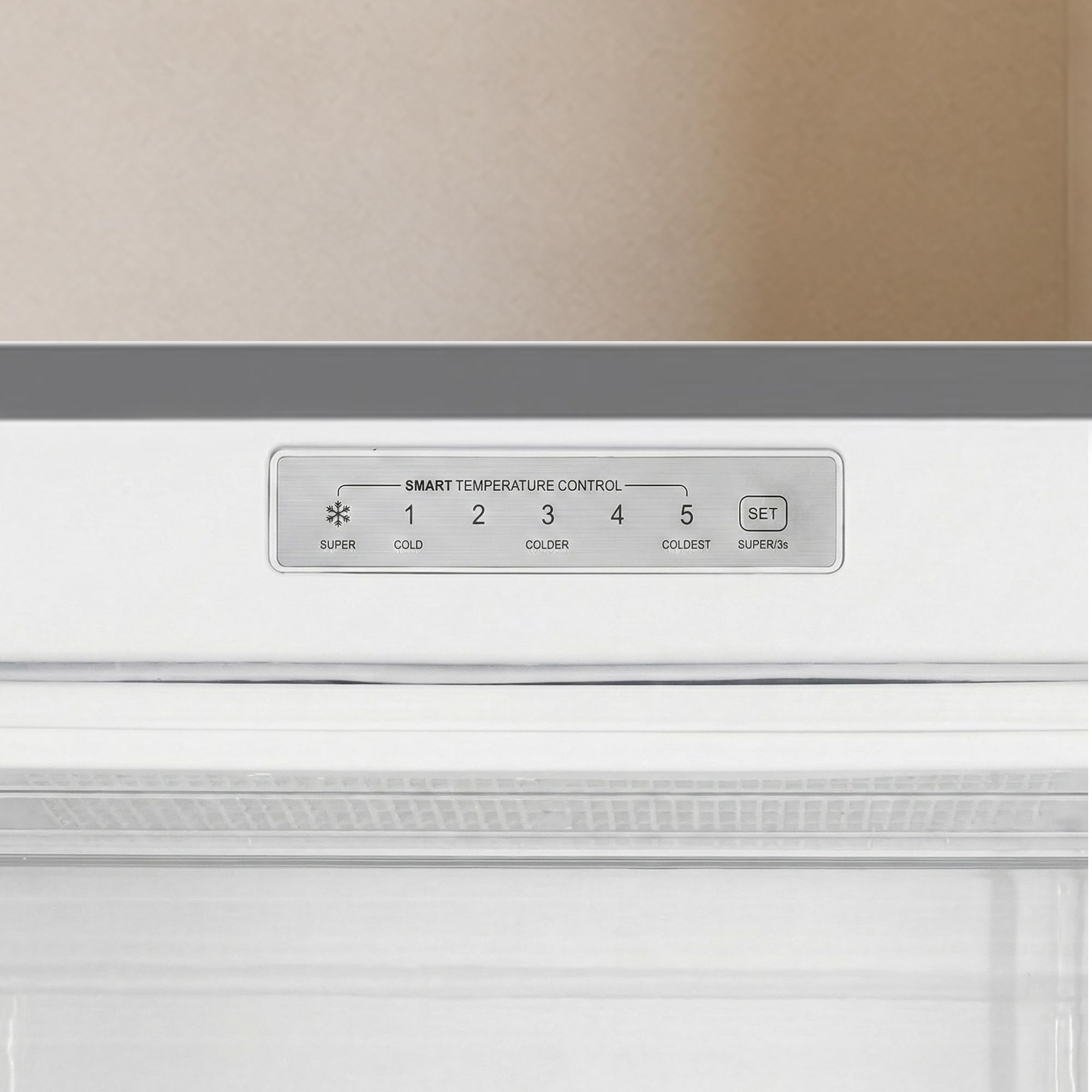 Gefrierschrank HFF-HM168XE++, 168 L, Energieklasse E, freistehend, elektronische Steuerung, LED-Anzeigen, Super Freezing, 5 Gefrierfächer, manuelle Abtauung, wechselbare Tür, Inox-Look