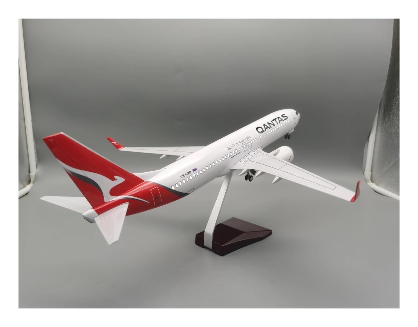 Aereo in Metallo pressofuso da 47 cm per B737-800 Australia 737 Kit Modello di Aeroplano pressofuso con Display Modello di Supporto da Collezione per Raccolta ed Esposizione (Senza Luce)