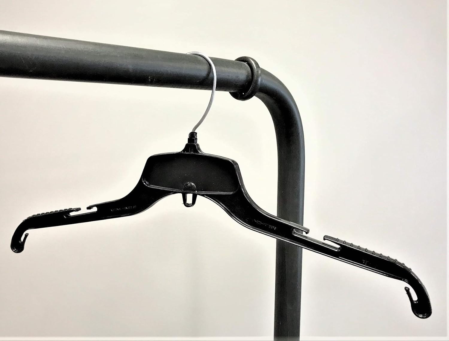 NAHANCO 17” Heavy Weight, Plastic Shirt/Dress Hangers, Black with Chrome Hook (Pack of 100), Made in USA