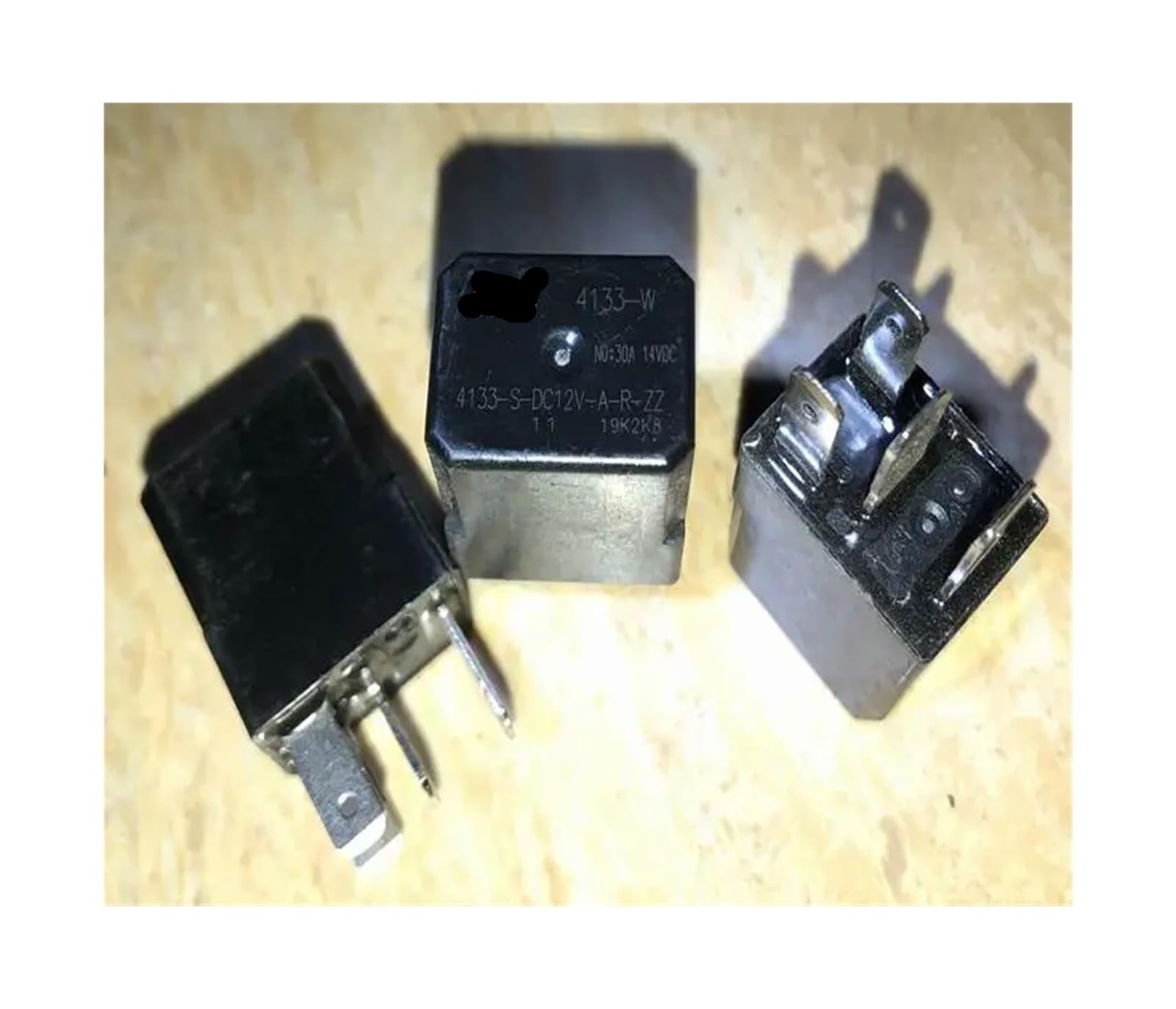 Relais 4133-S-DC12V-A-R-ZZ NISZA 3 pièces automobile V6-1A 12V 30A à 4 broches