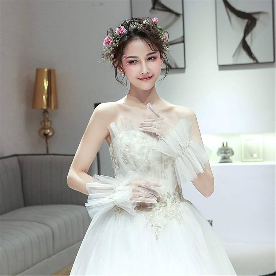 エレガントなブラックウェディングドレス(ケープとグローブ付き) エレガントなブラックウェディングドレス(ケープとグローブ付き)