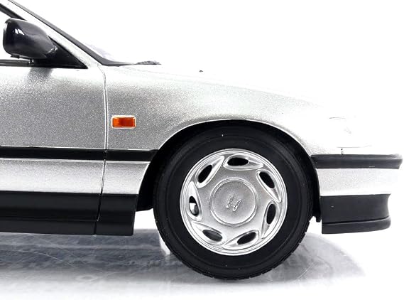 Norev 1990 CRX Silver Metallic with Sunroof 1/18 Diecast Model Car 188011