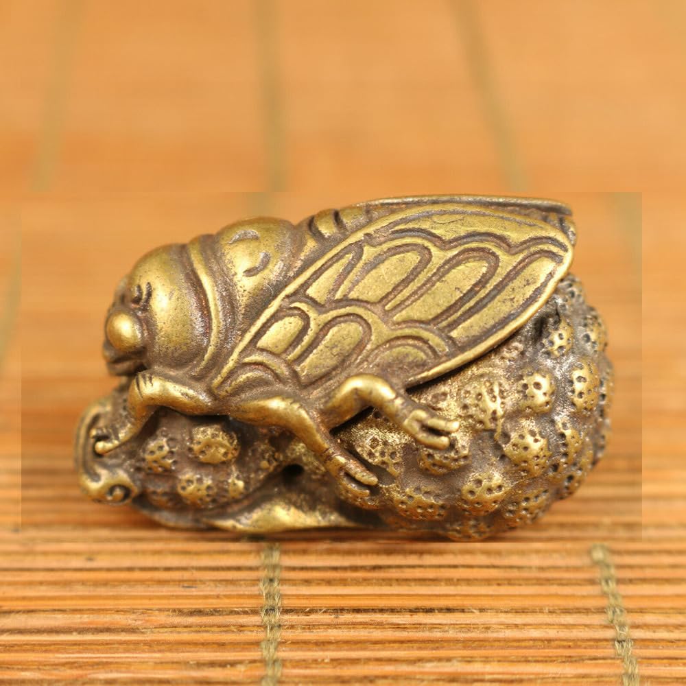 Ytdjjwls Bronze 1.2" Asain Old Hand Carving Cicada Figure Statue Netsuke Noble