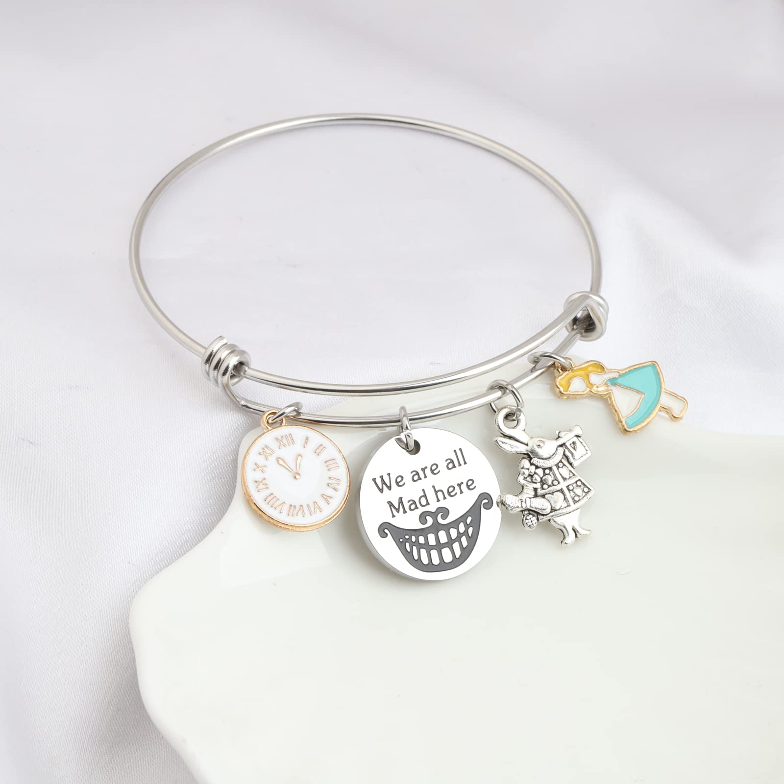BNQL Alices Bracelet à breloques réglable inspiré du Chapelier fou, 2.5 inches, Acier inoxydable