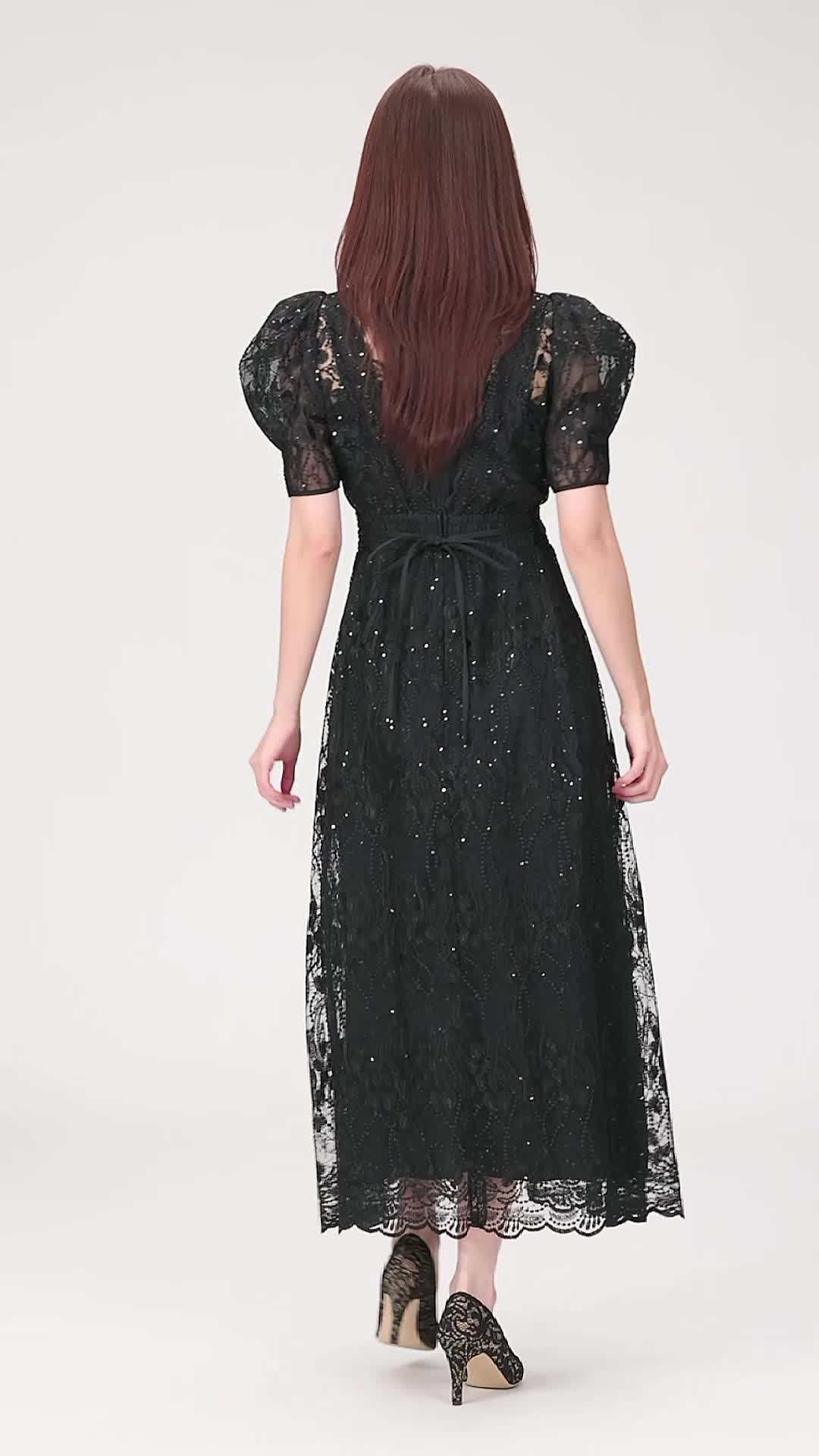 美品 リリーブラウン レイヤードシャイニーグラスドレス ブルー レース プリーツ LilyBrown リリーブラウン レイヤードシャイニーグラスドレス