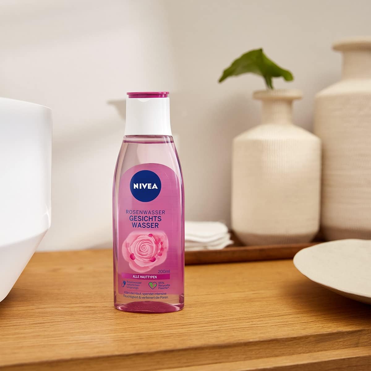 NIVEA Rose Water Facial Toner (200 ml), Refreshing Facial Toner with Rose Water of Natural Origin - Image 3