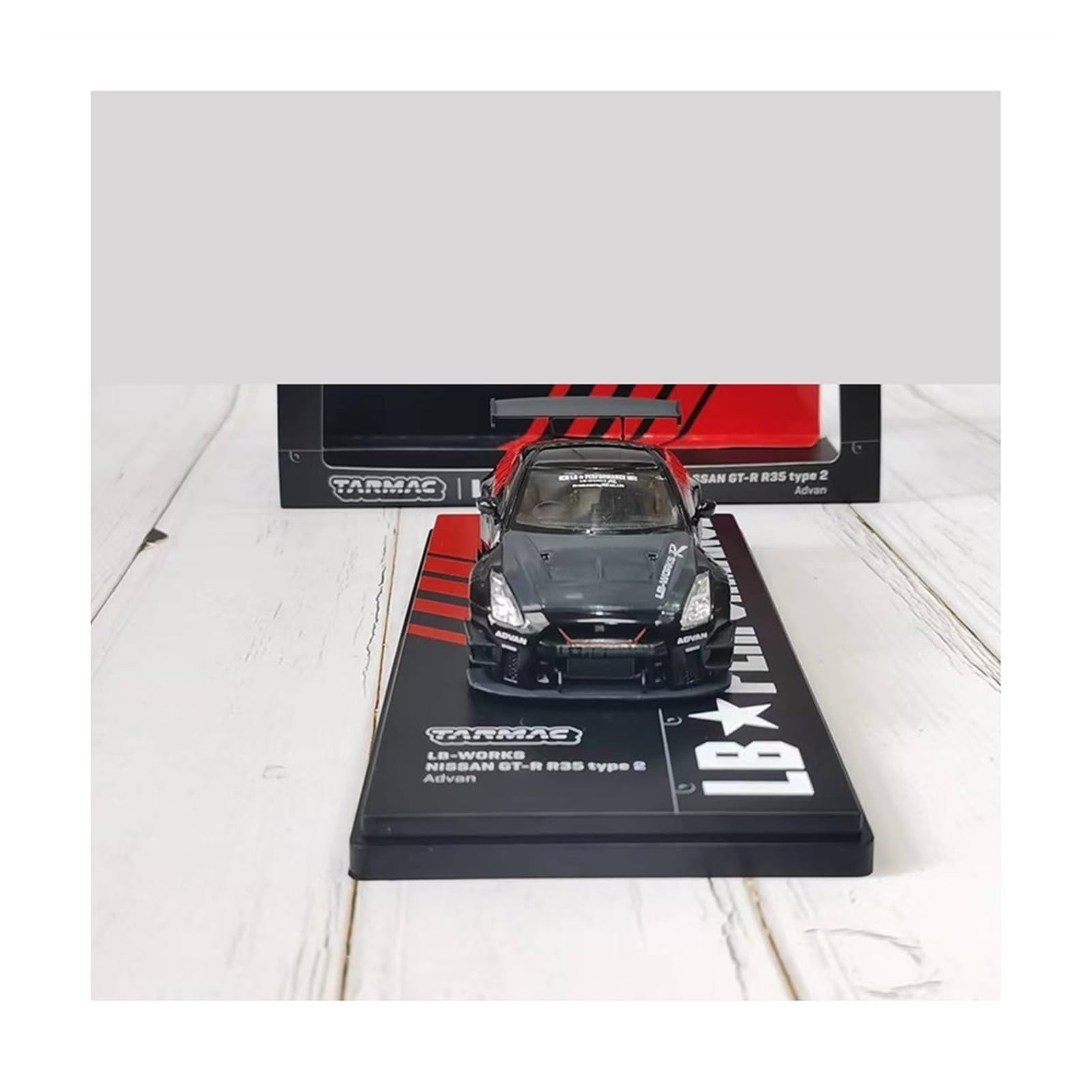 1:43 Model Car Die For:Nissan GT-R R35 LB-WORKS Advan Coating