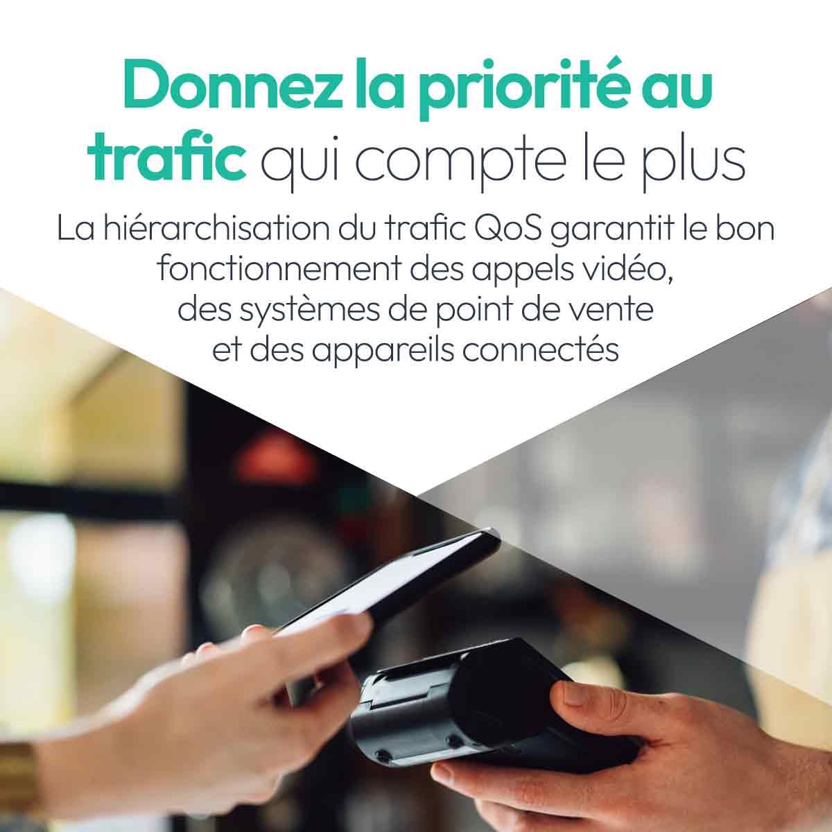 NETGEAR Easy Smart Switch manageable NETGEAR Multi-Gigabit 12 Ports (XS512EMv2) - Tous Les Ports prennent en Charge Le 10Gigabit, y Compris Les 10 Ports Ethernet et 2 Ports SFP+ dédiés