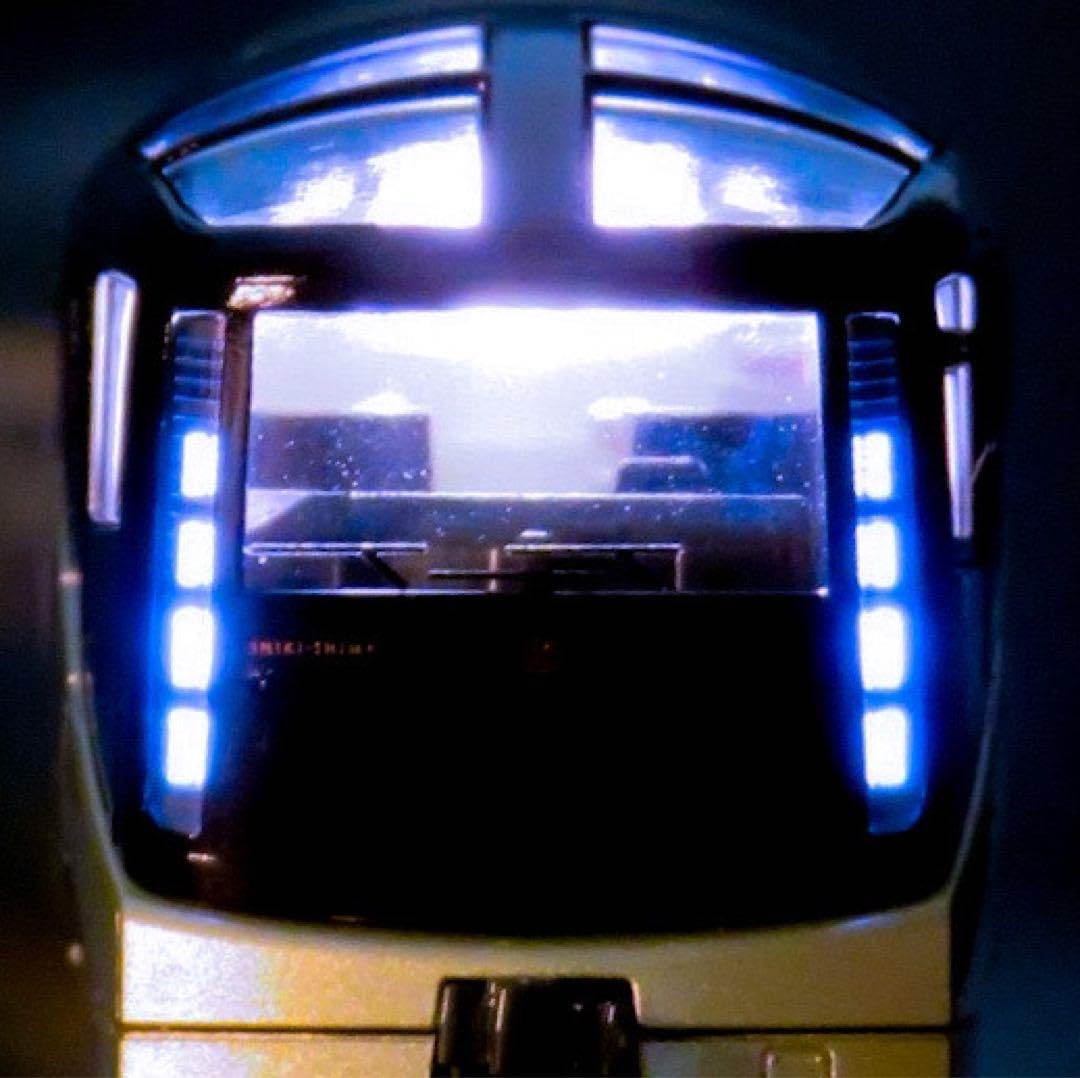 KATO E001形 TRAIN SUITE 四季島(室内灯取付済)【新品】 KATO E001形 TRAIN SUITE 四季島(室内灯取付済)【新品】 | ヤマダ