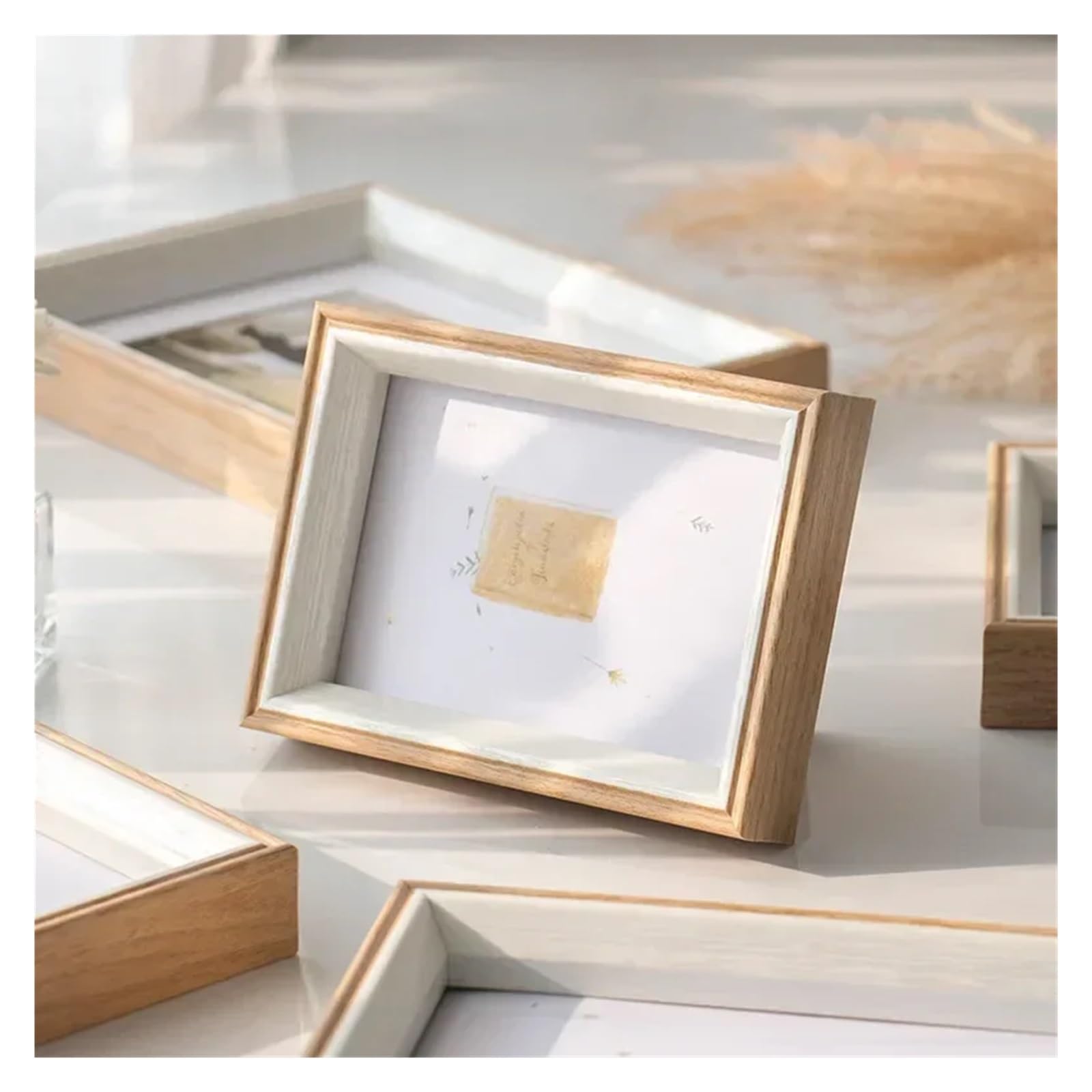 Cadre photo en bois de 30 cm pour sublimer votre décoration de salon