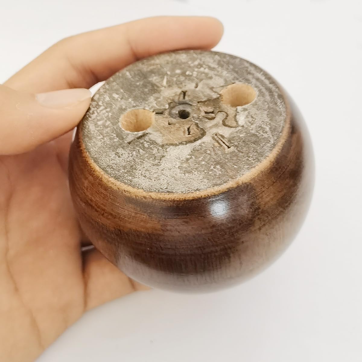 2 Inch Wood Sofa Furniture Legs Round Walnut Bun Feet 2 Inch Tall Legs Replacement for Sofa/Couch/Ottoman/Loveseat/Cabinet with Screw Set of 4 (Diameter: 2.7inch, Walnut)
