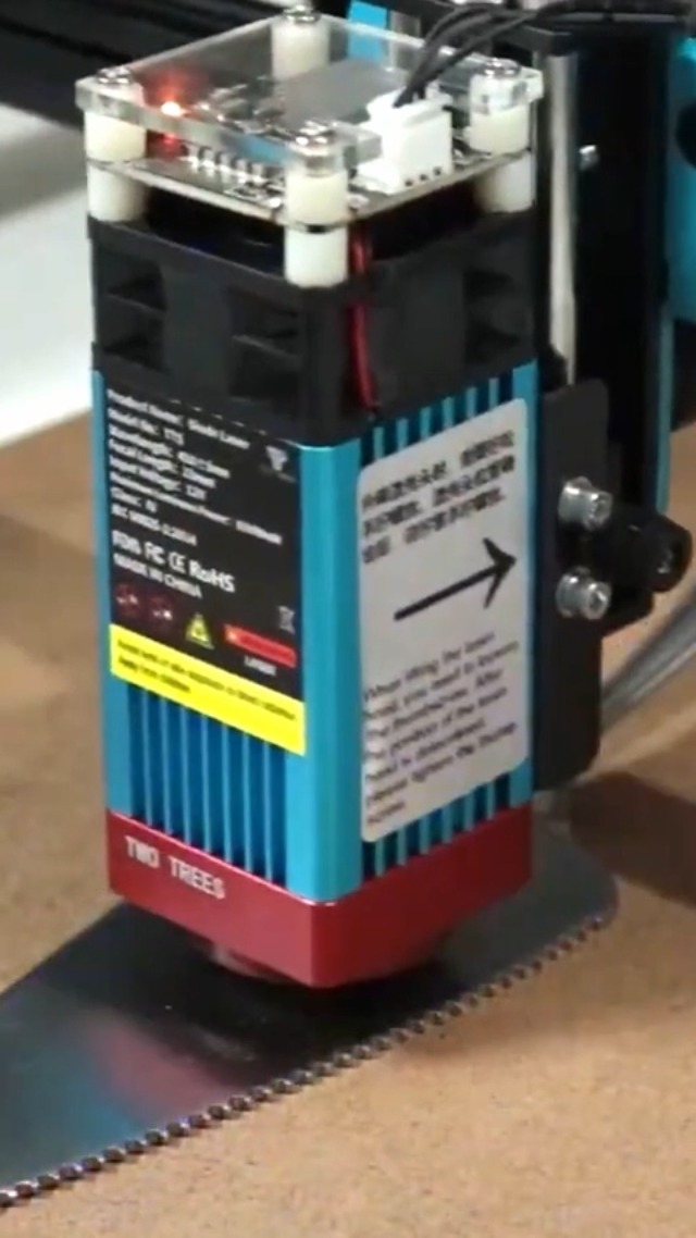 Gravador e cortador a laser profissional por Twotrees : Amazon.com