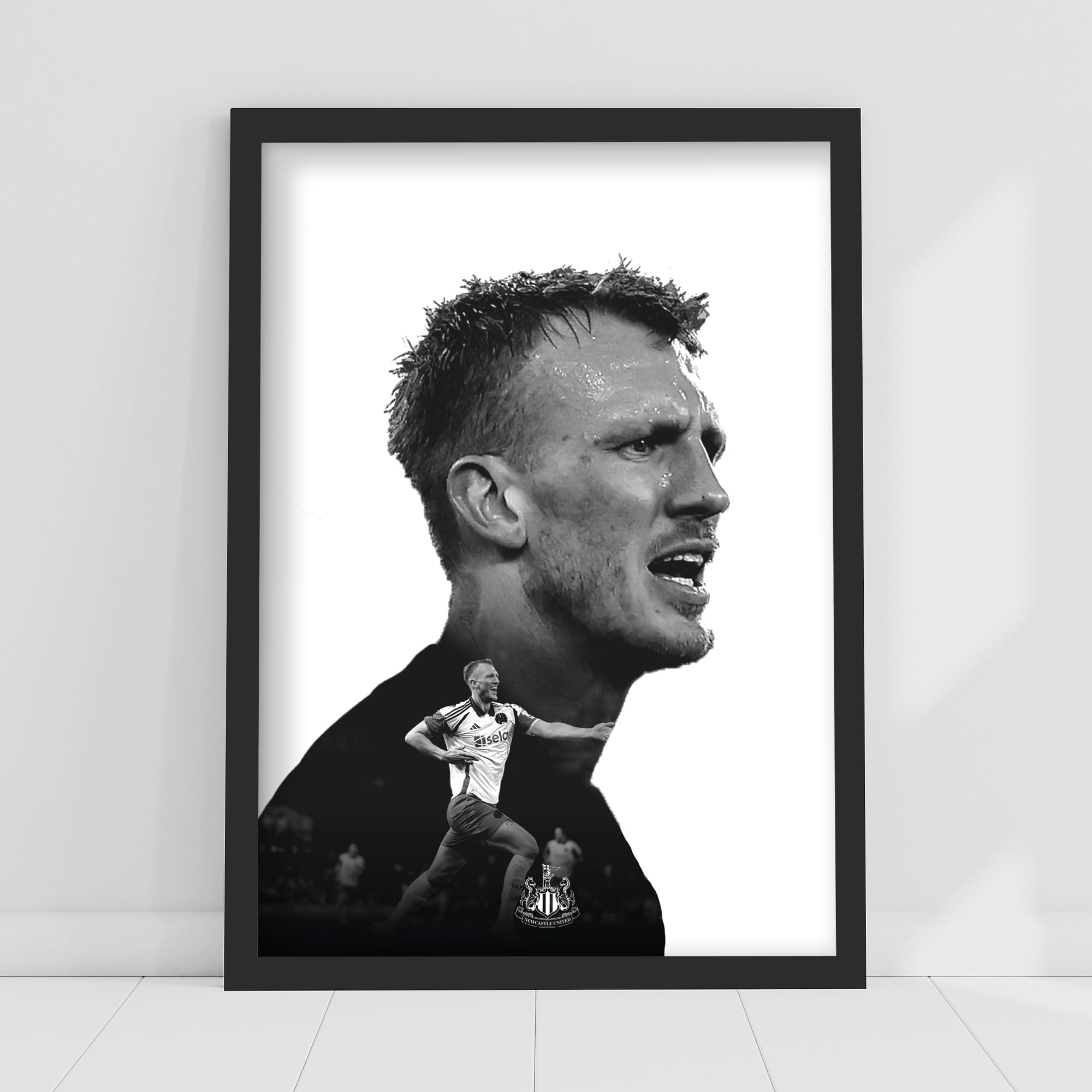 Themed Black & White Newcastle United Dan Burn Black And White Portrait Print (29.7Cm X 42Cm - A3)