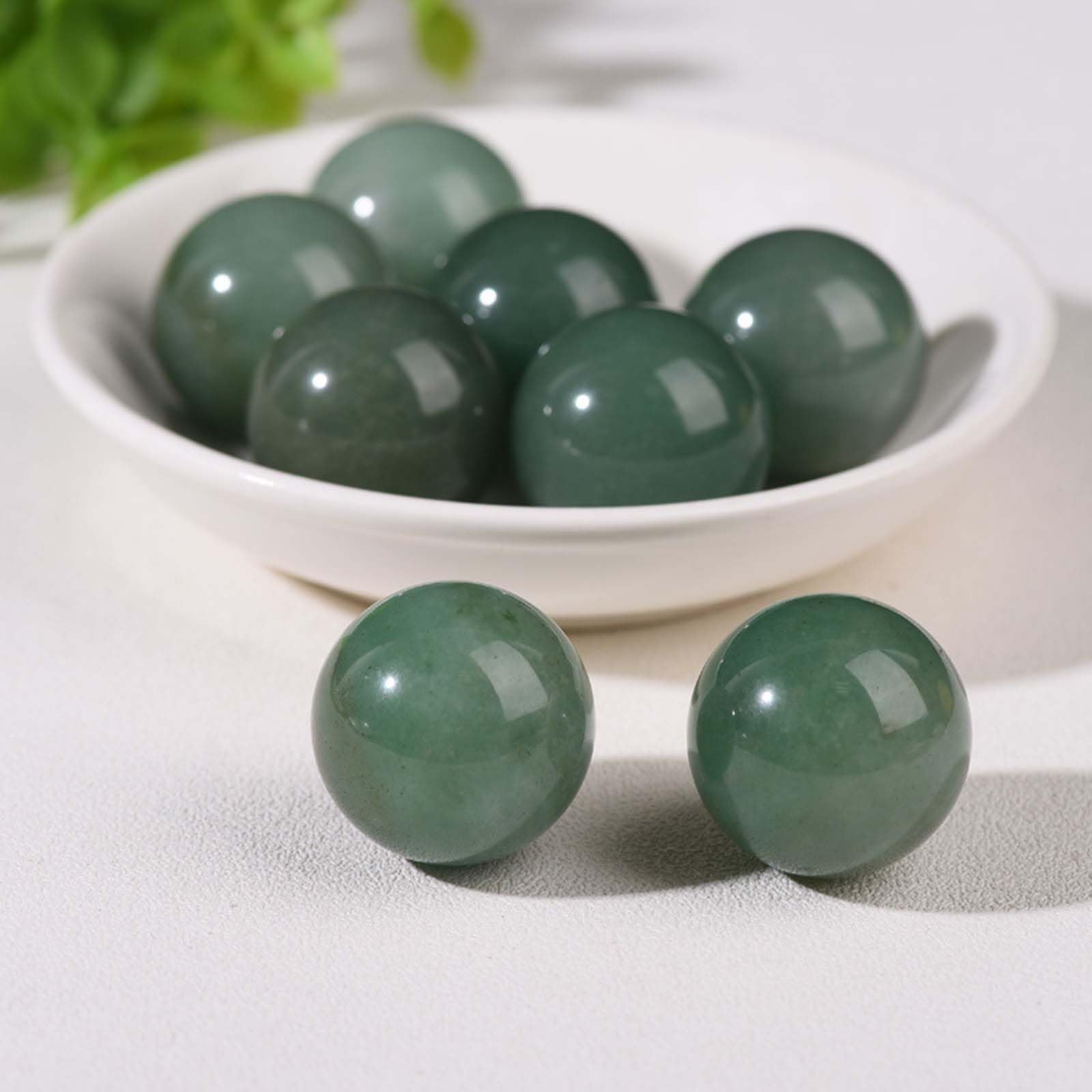 Bola de Cristal de aventurina Verde Natural con Soporte de Madera,