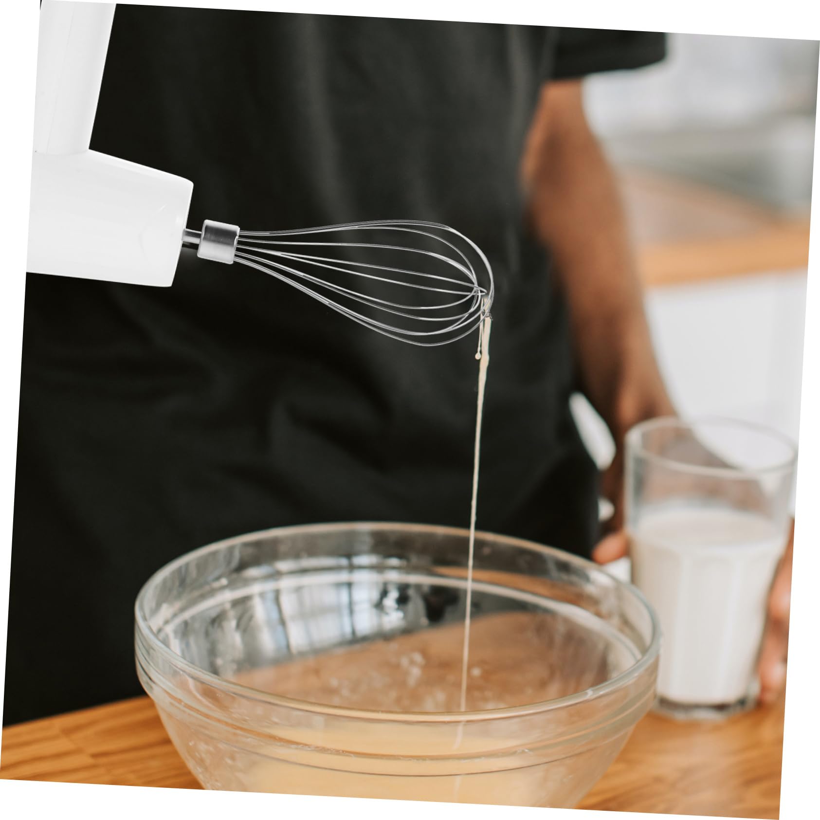 CIYODO Handheld Electric Egg Mixer Charging Battery-operated Milk Frother Egg Whisk Easy-clean Mixing Head for Baking