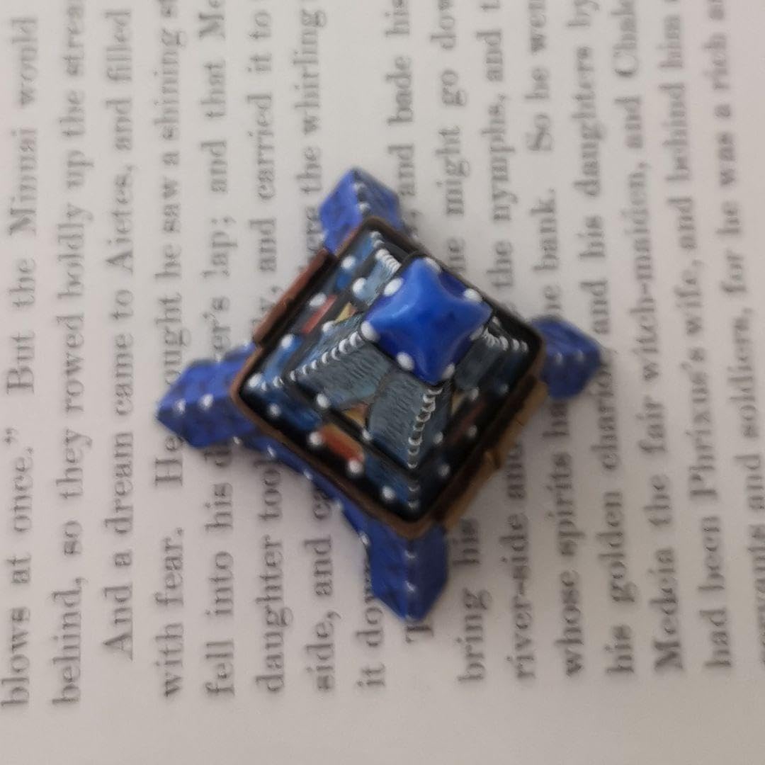 69781147_6